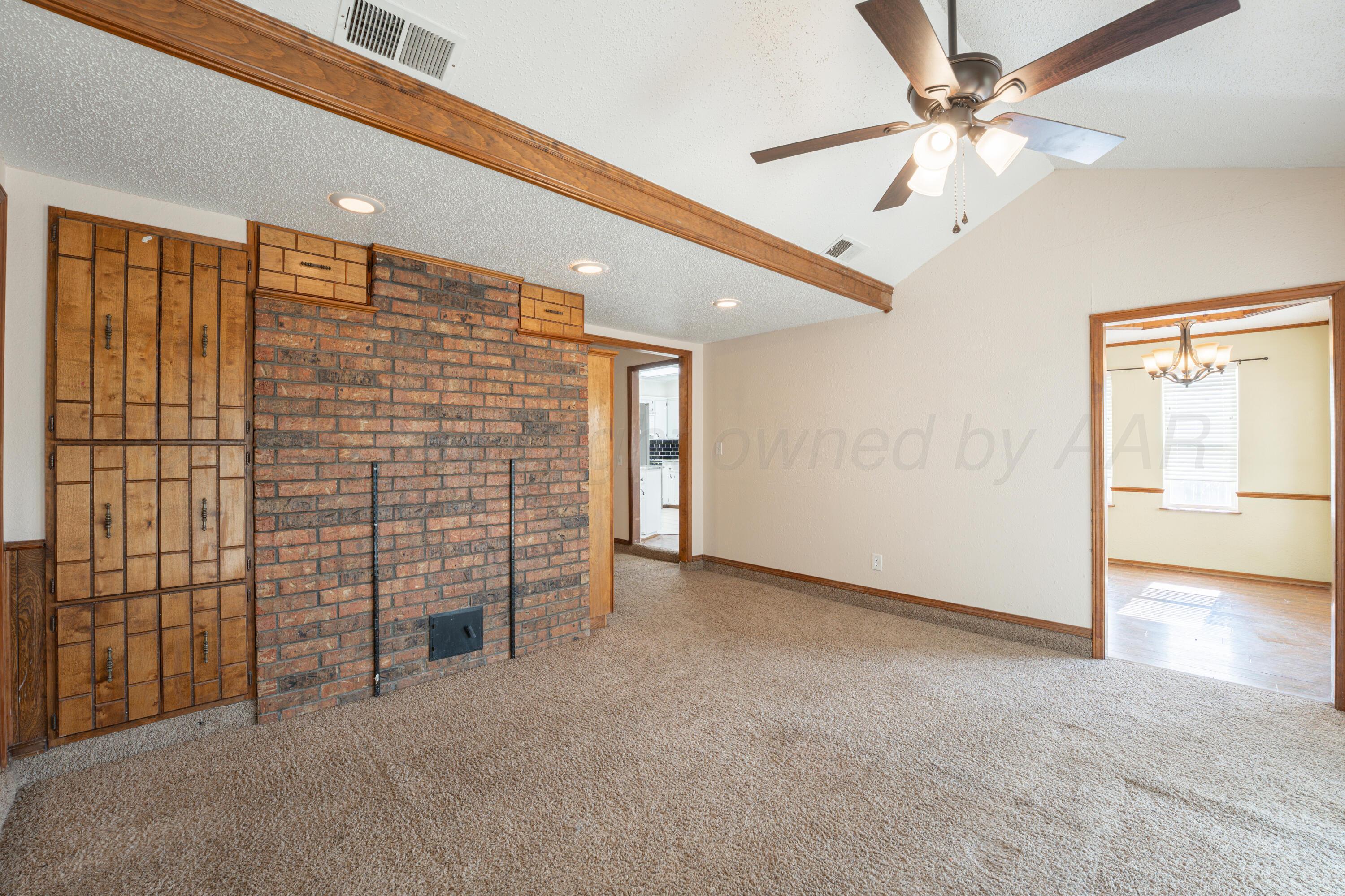 4203 Dodson Drive Property Photo 7