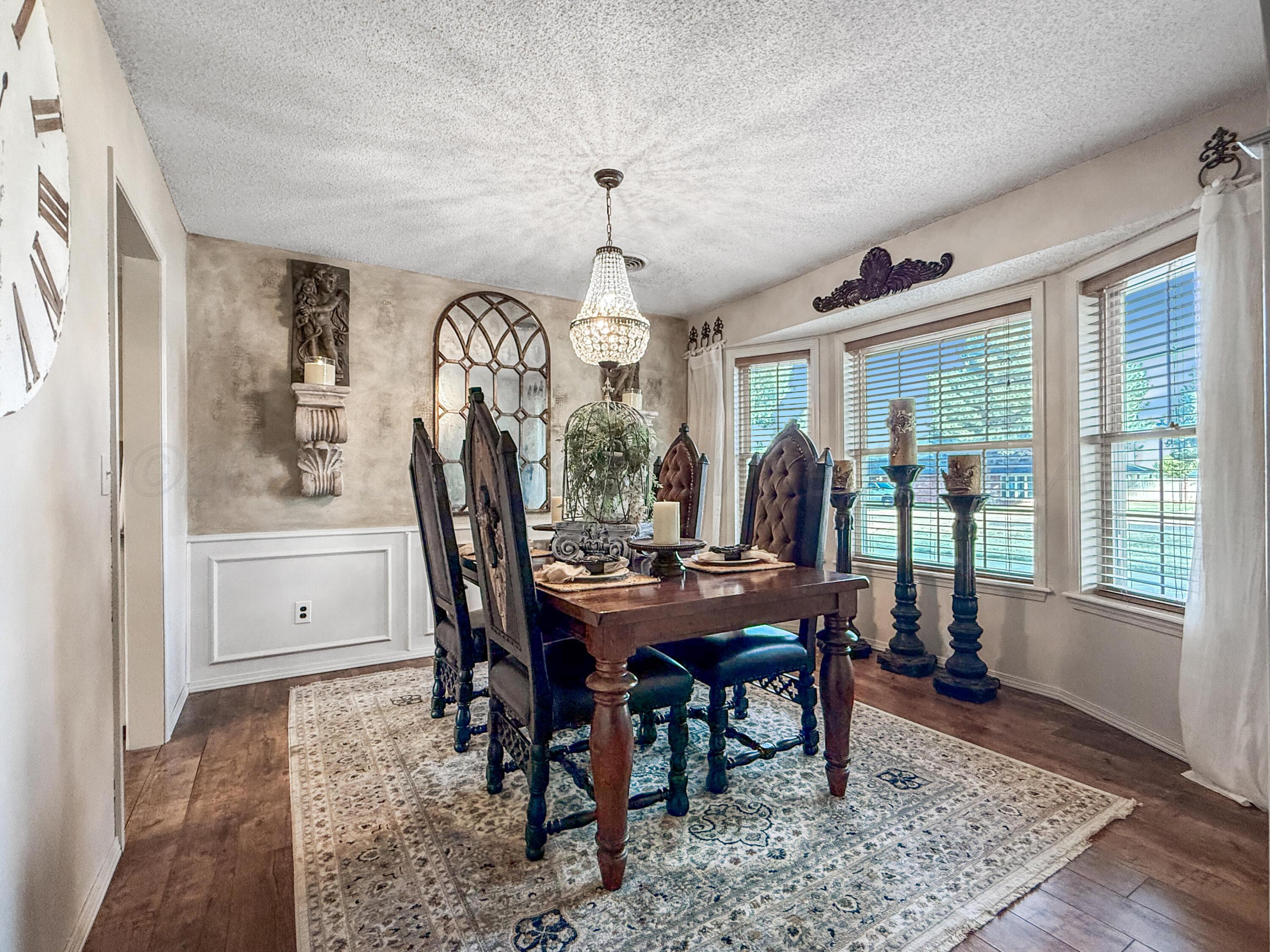 408 Bois D' Arc Property Photo 12