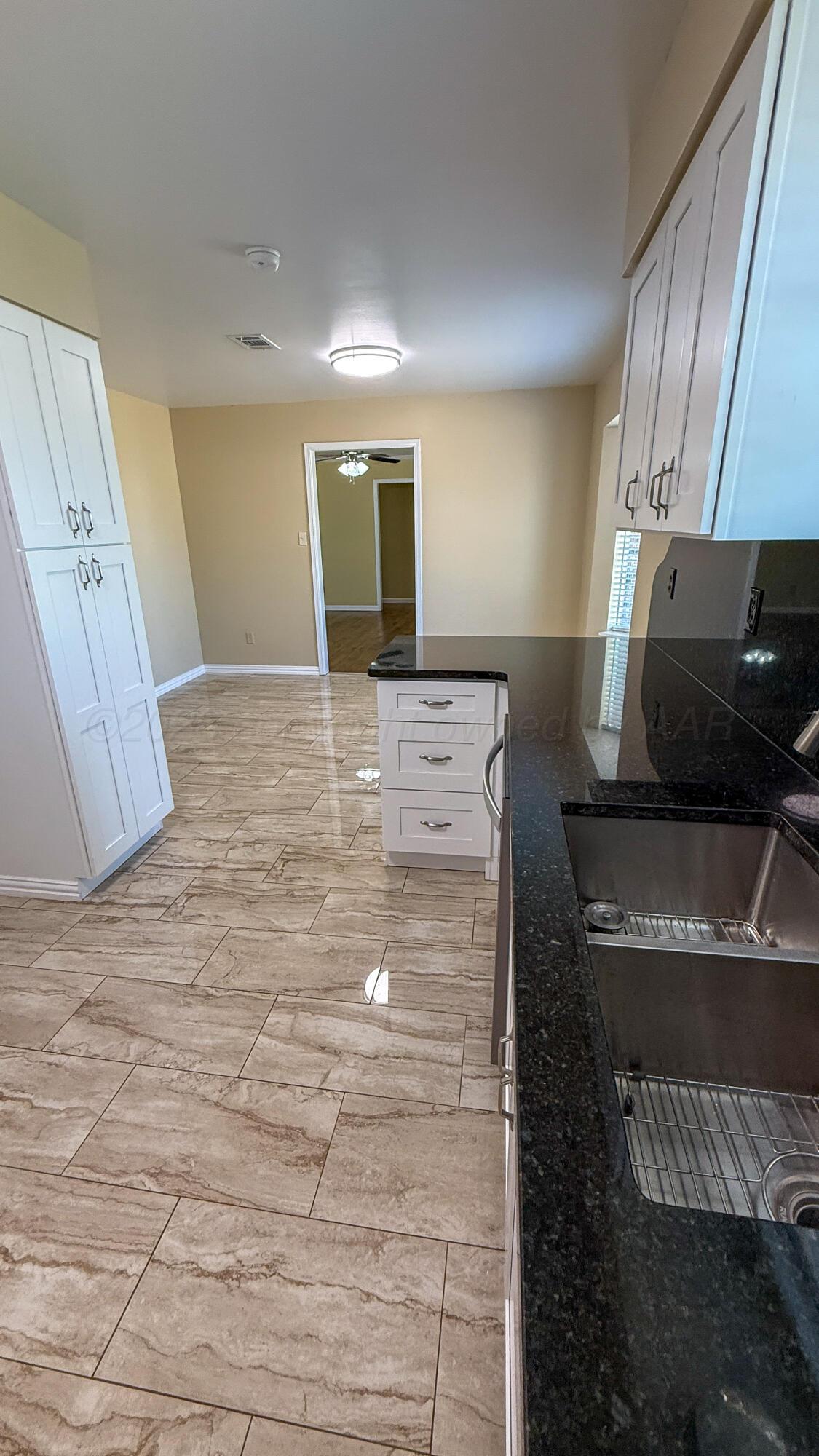 1502 Canyon Drive Property Photo 18