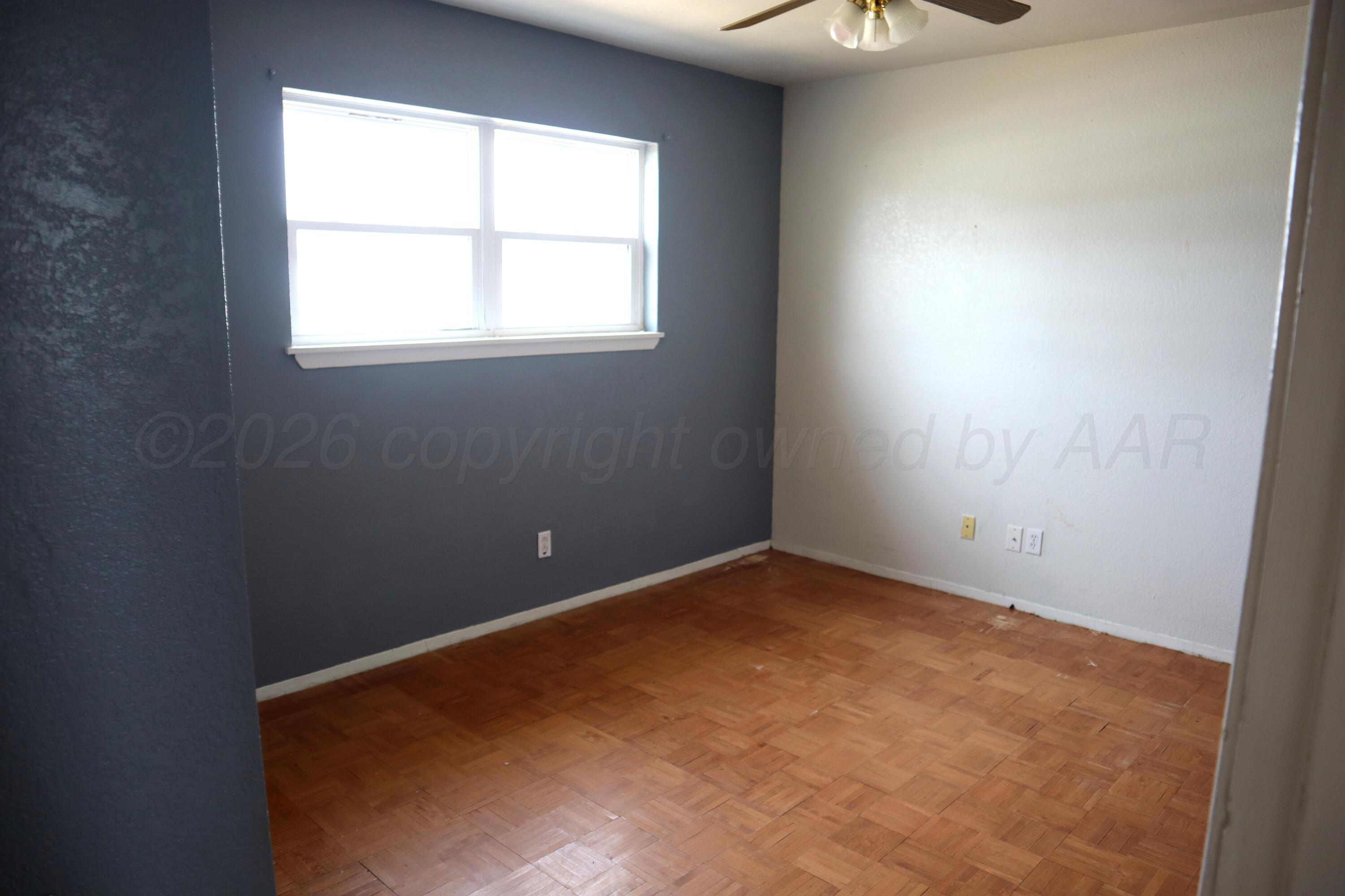 118 San Obregon Street Property Photo 6