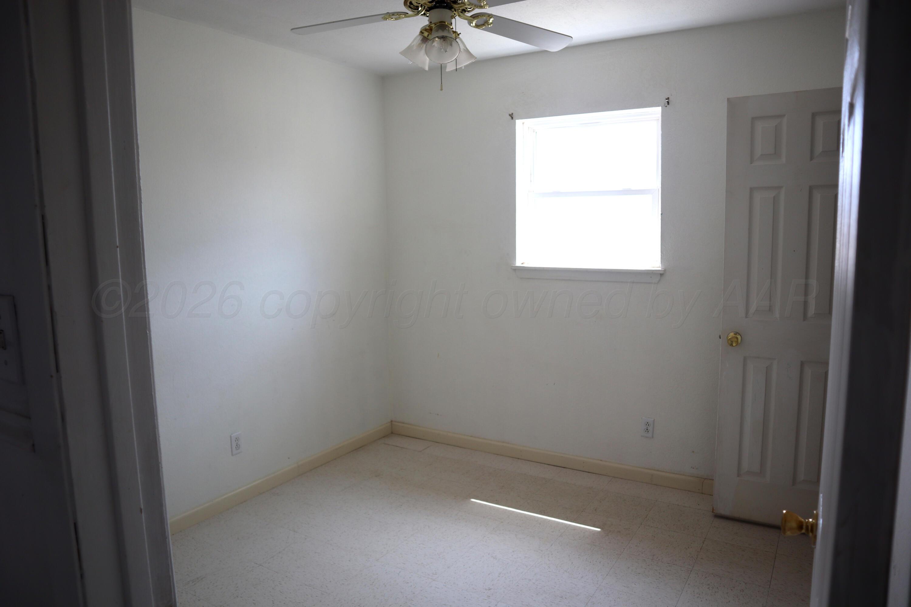118 San Obregon Street Property Photo 8