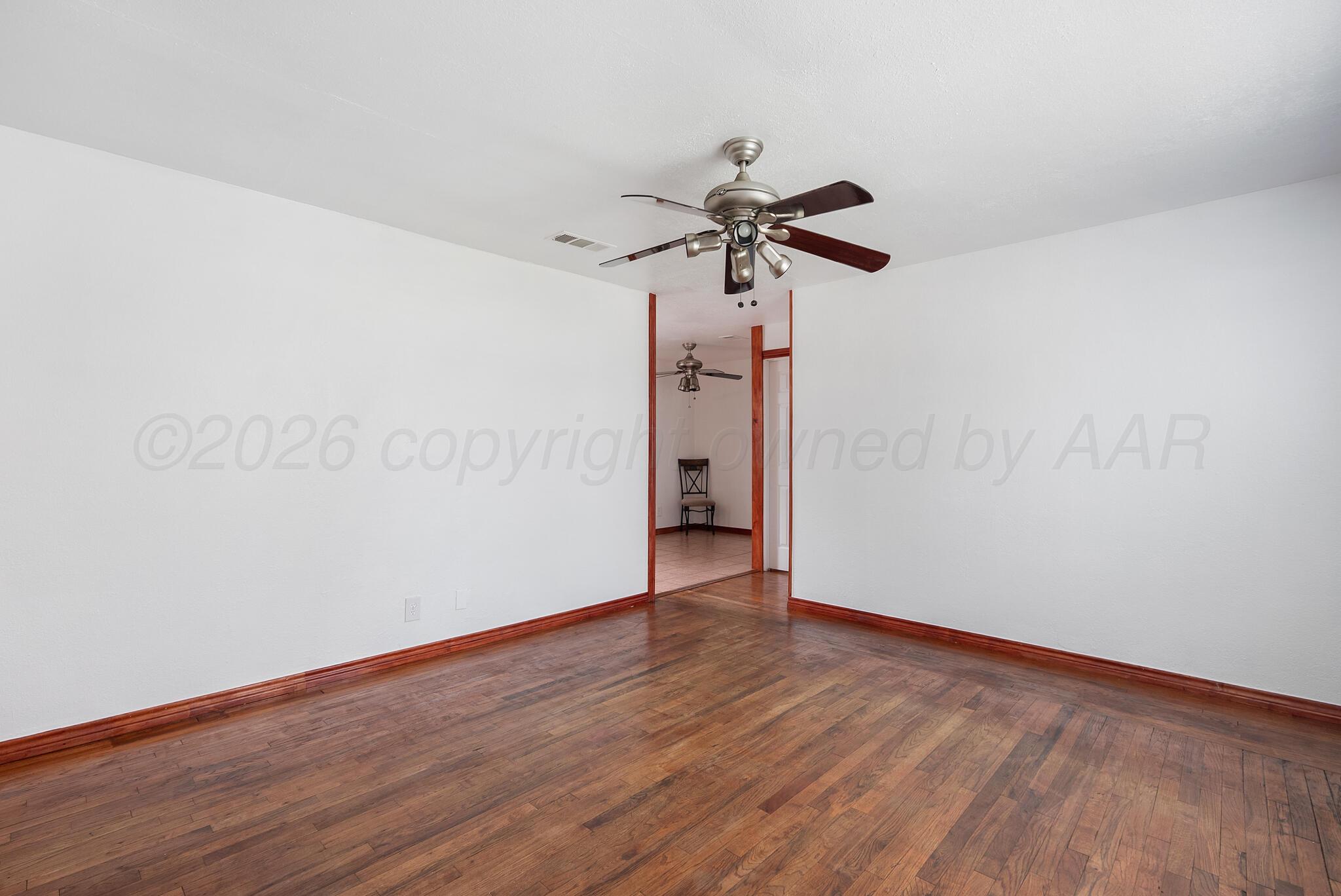 1327 Columbine Street Property Photo 8
