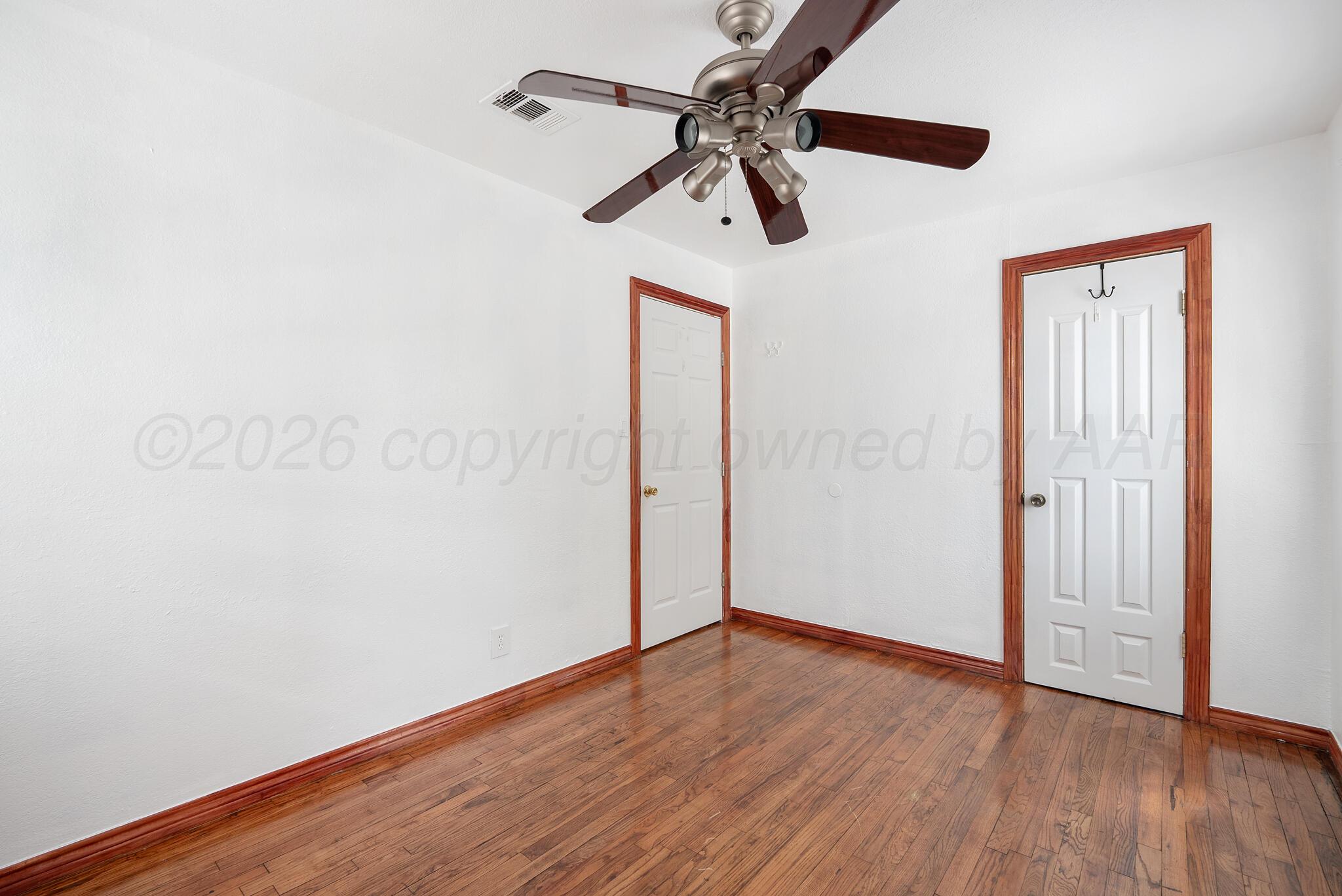 1327 Columbine Street Property Photo 18