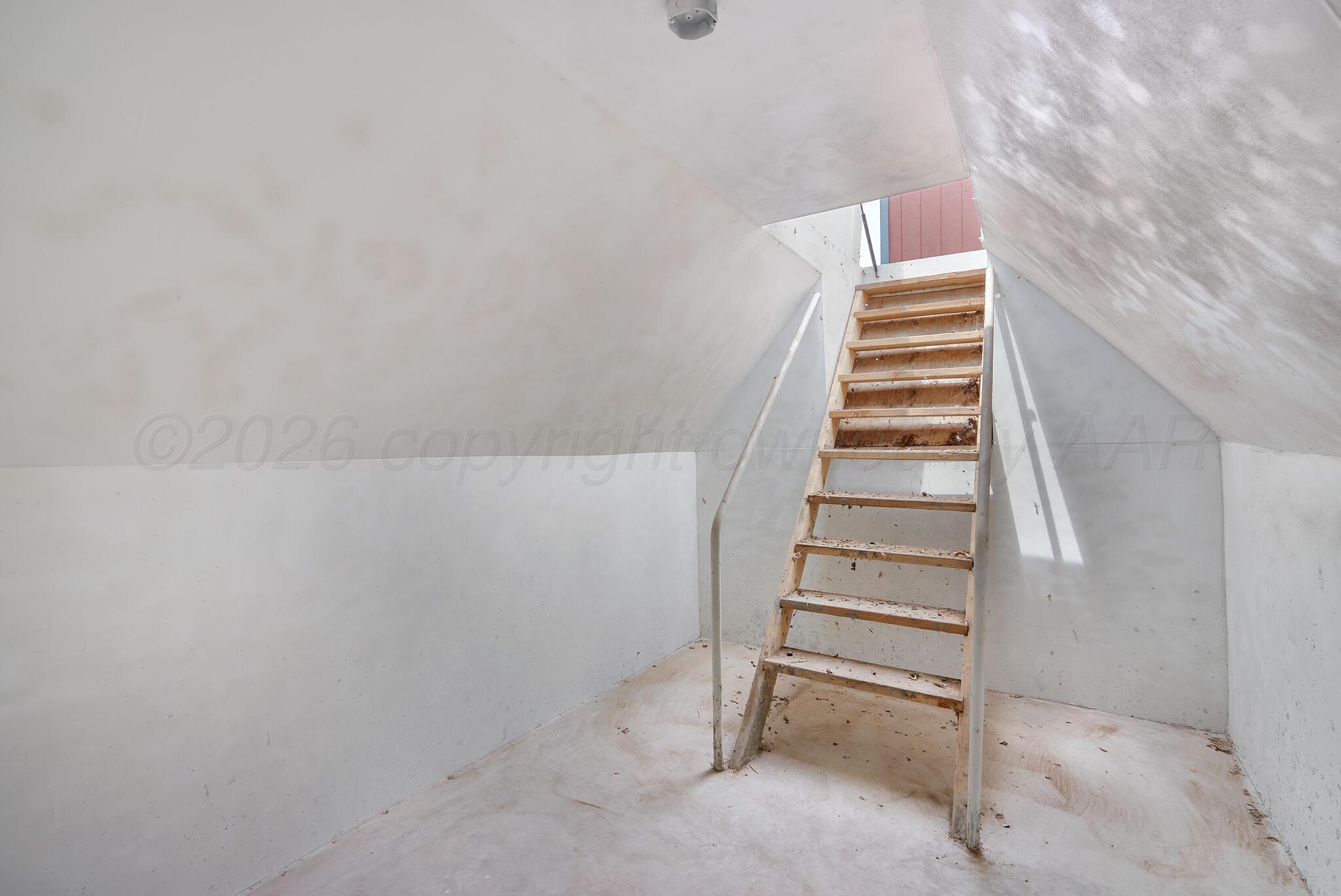 1327 Columbine Street Property Photo 25