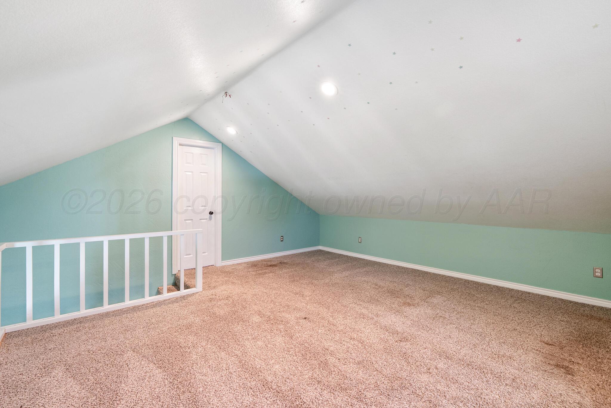 1327 Columbine Street Property Photo 26