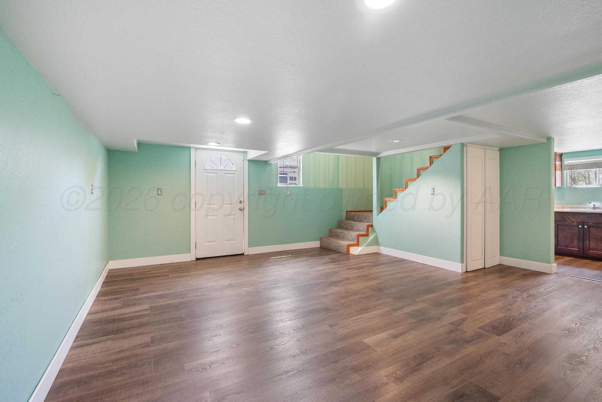 1327 Columbine Street Property Photo 27