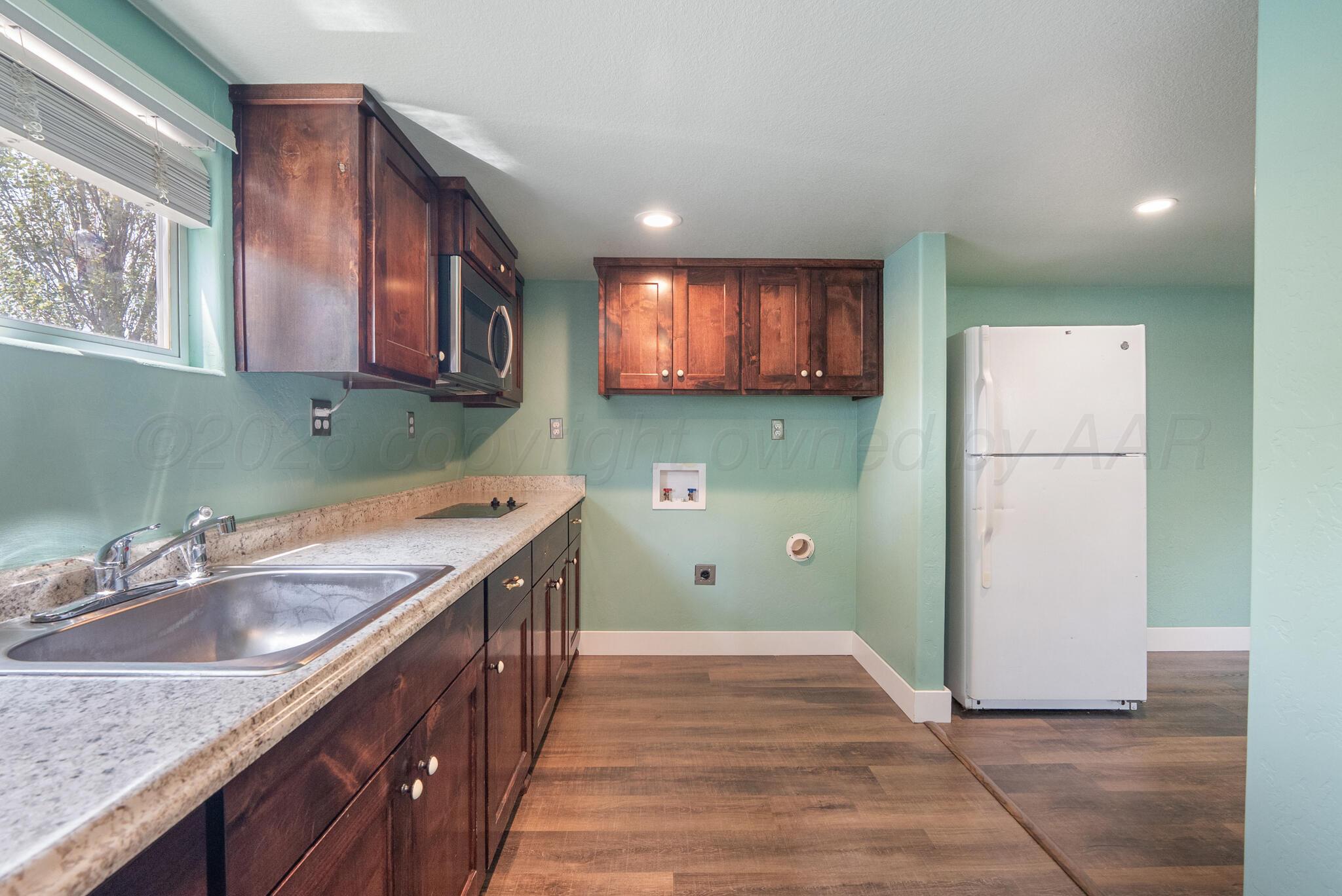 1327 Columbine Street Property Photo 29