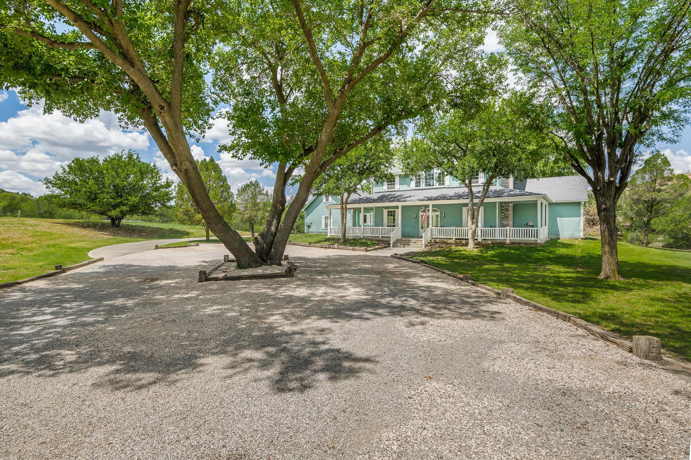 212 S Timbercreek Dr Drive Property Photo 4