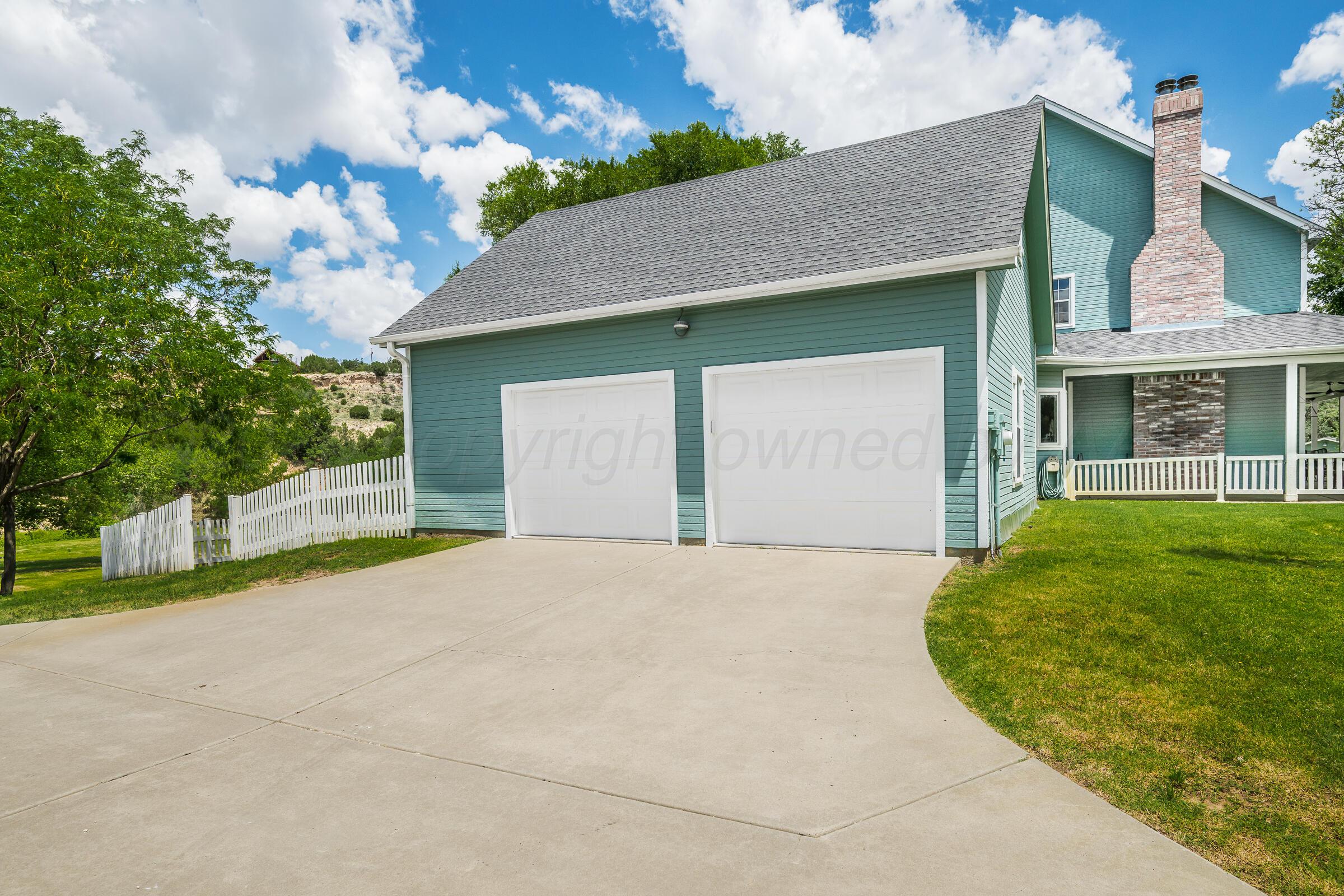 212 S Timbercreek Dr Drive Property Photo 9