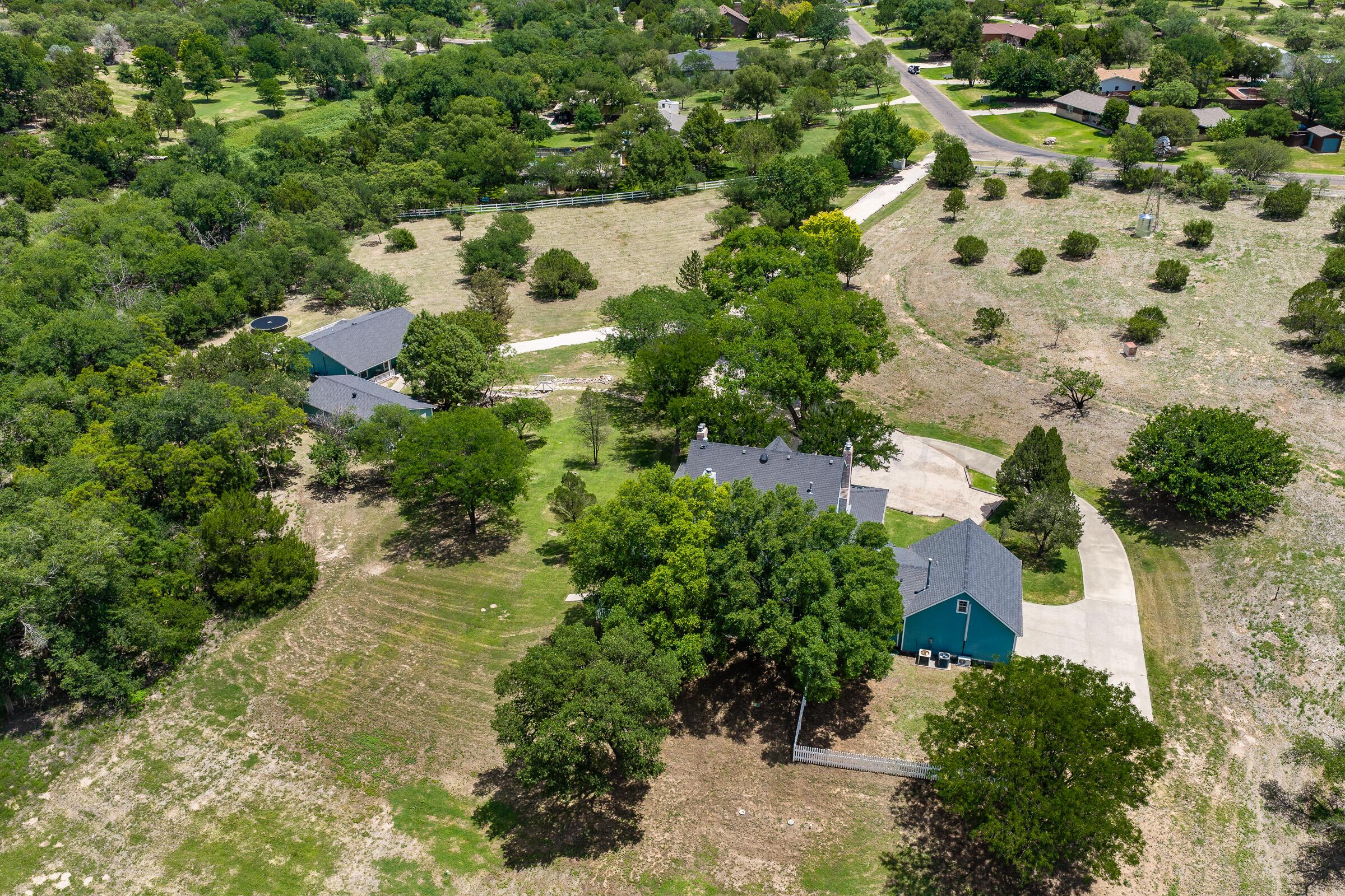 212 S Timbercreek Dr Drive Property Photo 63