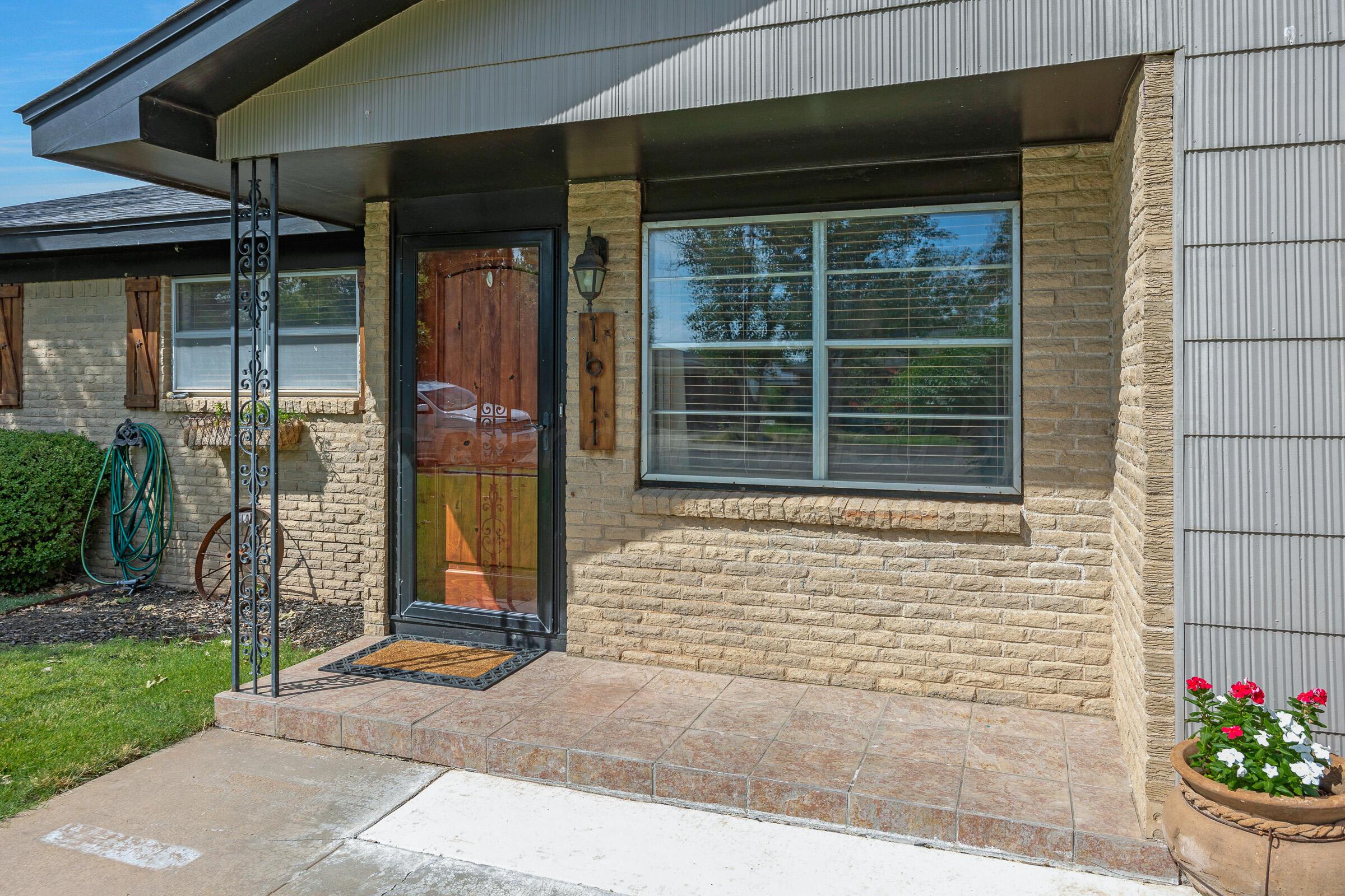 1611 Maple Avenue Property Photo 2