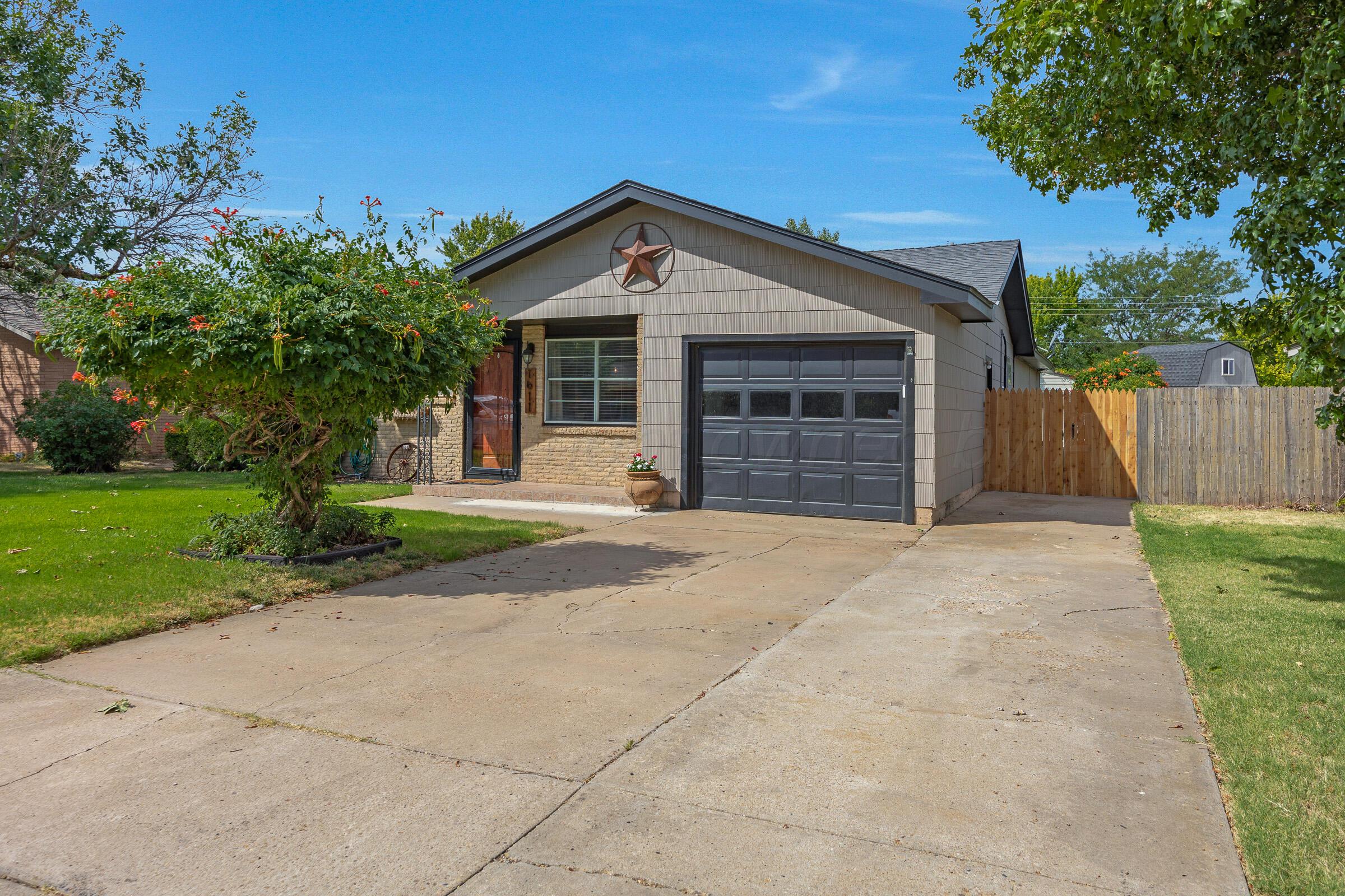 1611 Maple Avenue Property Photo 3