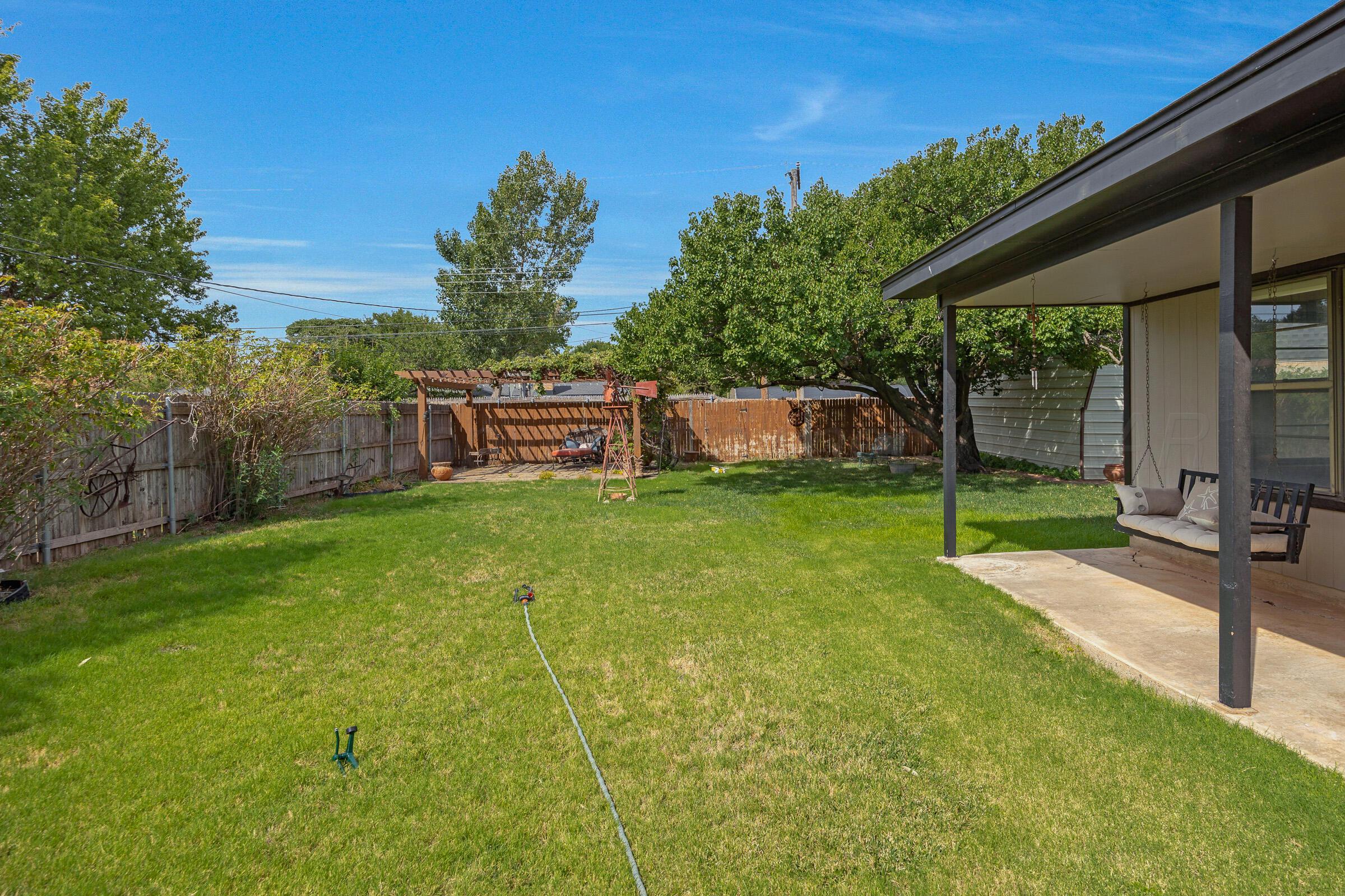 1611 Maple Avenue Property Photo 5