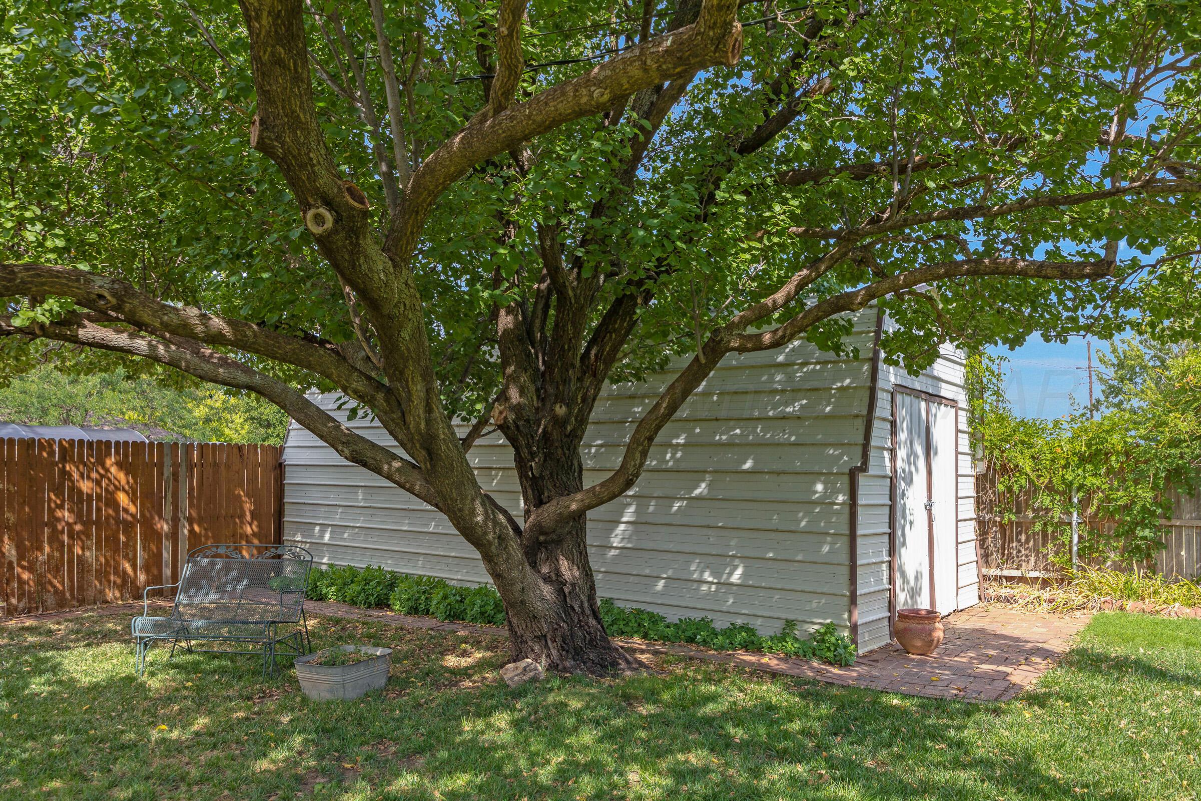 1611 Maple Avenue Property Photo 27