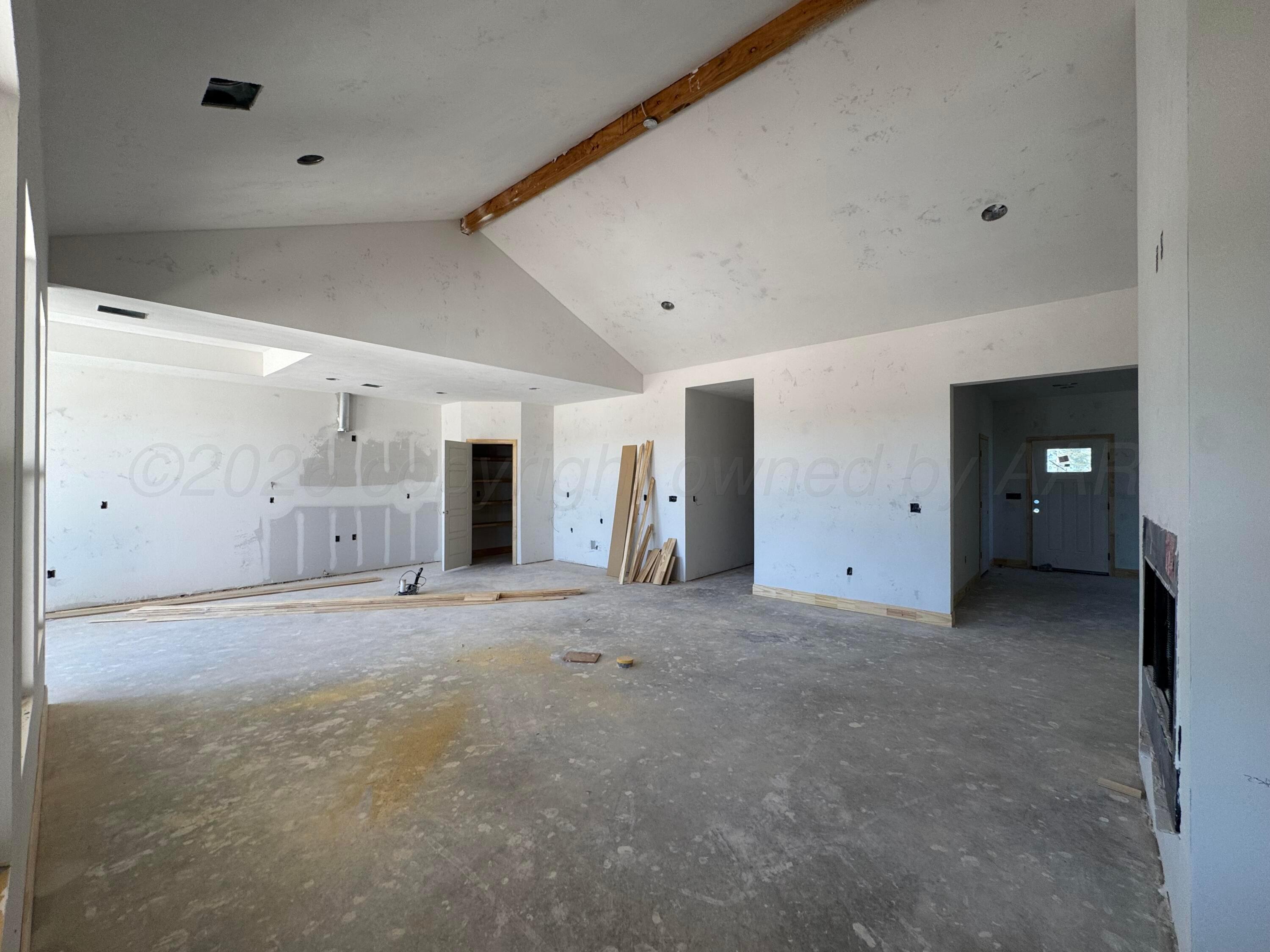 4305 S Rocking Chair Lane Property Photo 6