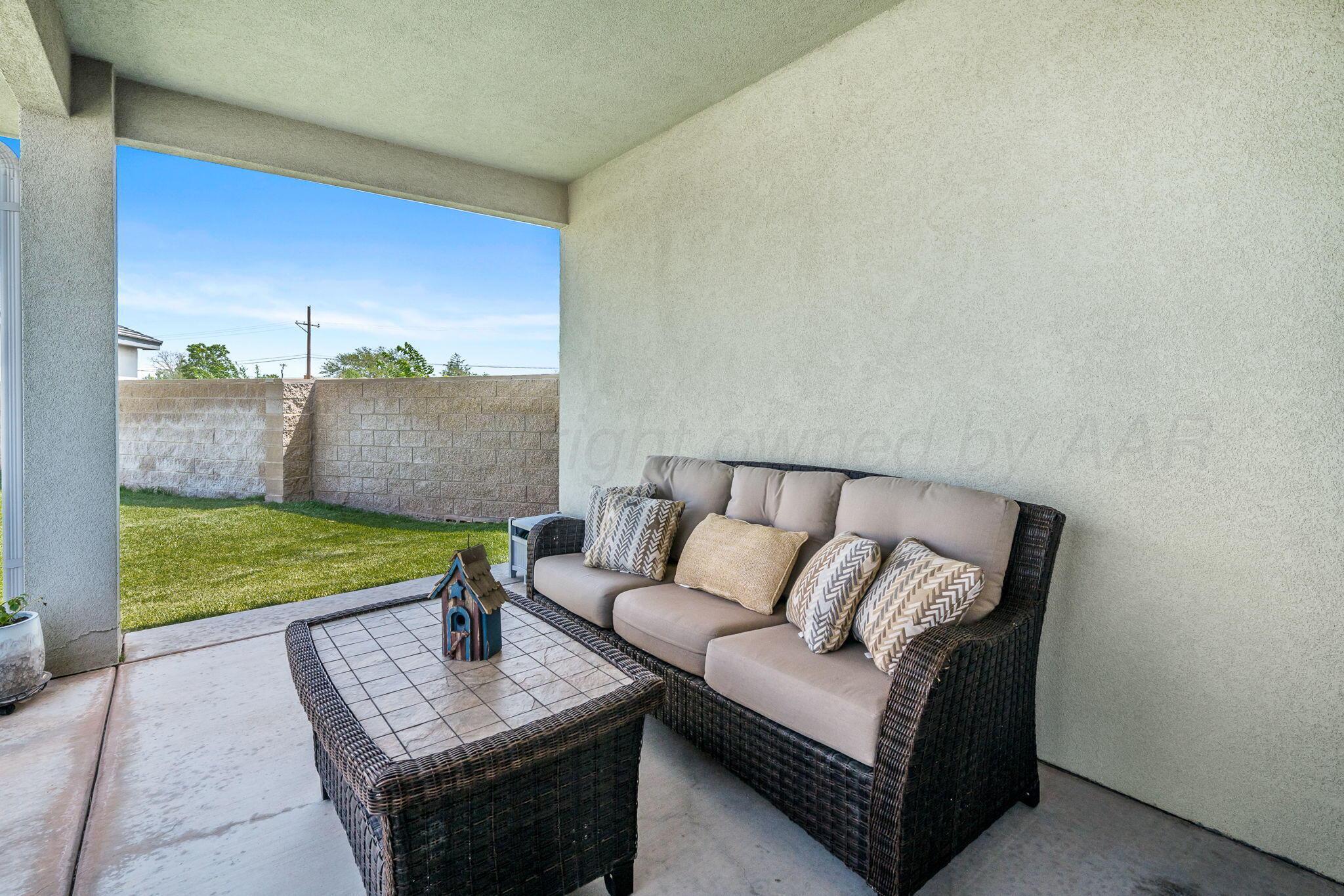 1001 Riesling Way Property Photo 3