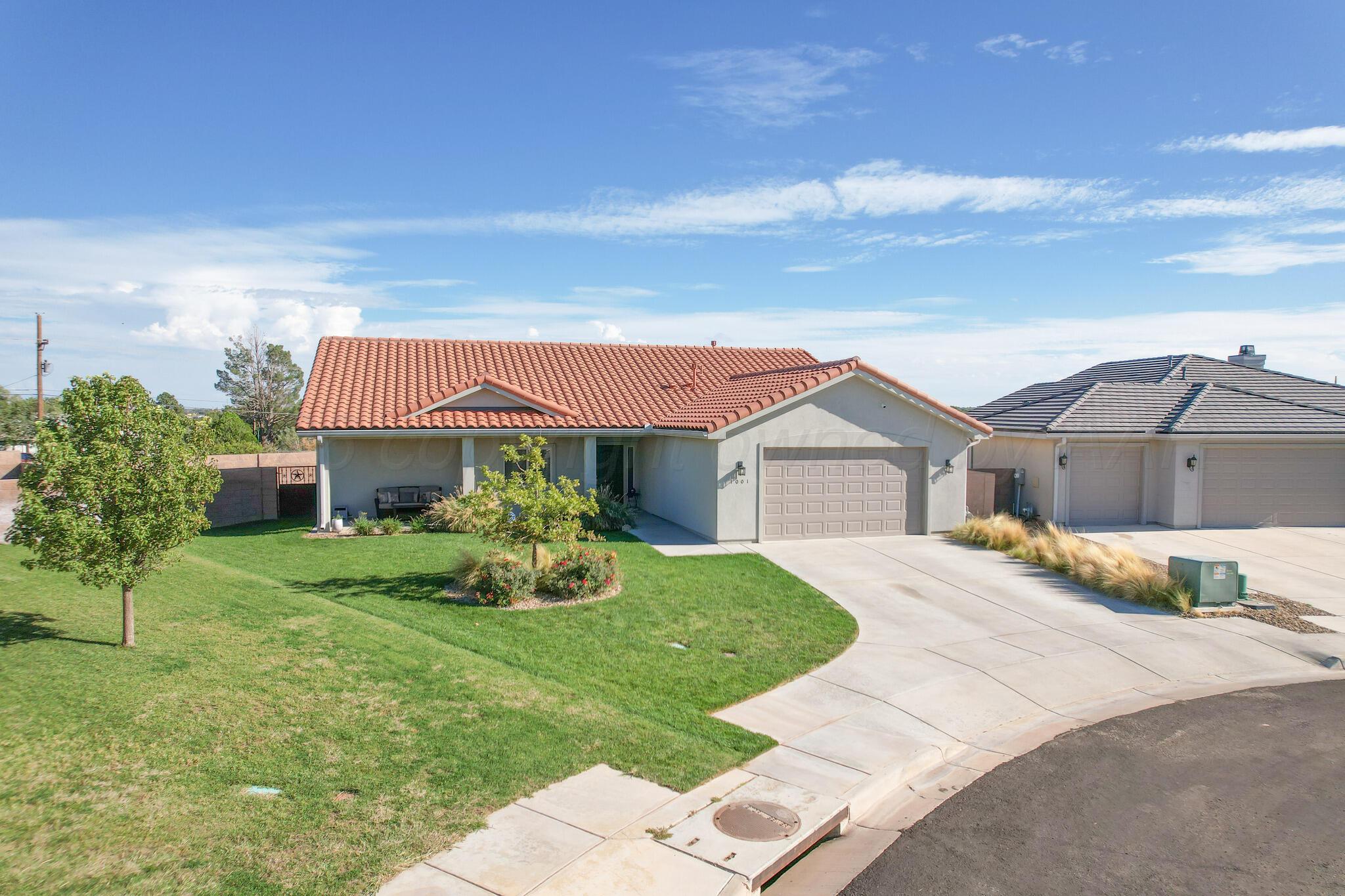 1001 Riesling Way Property Photo 4