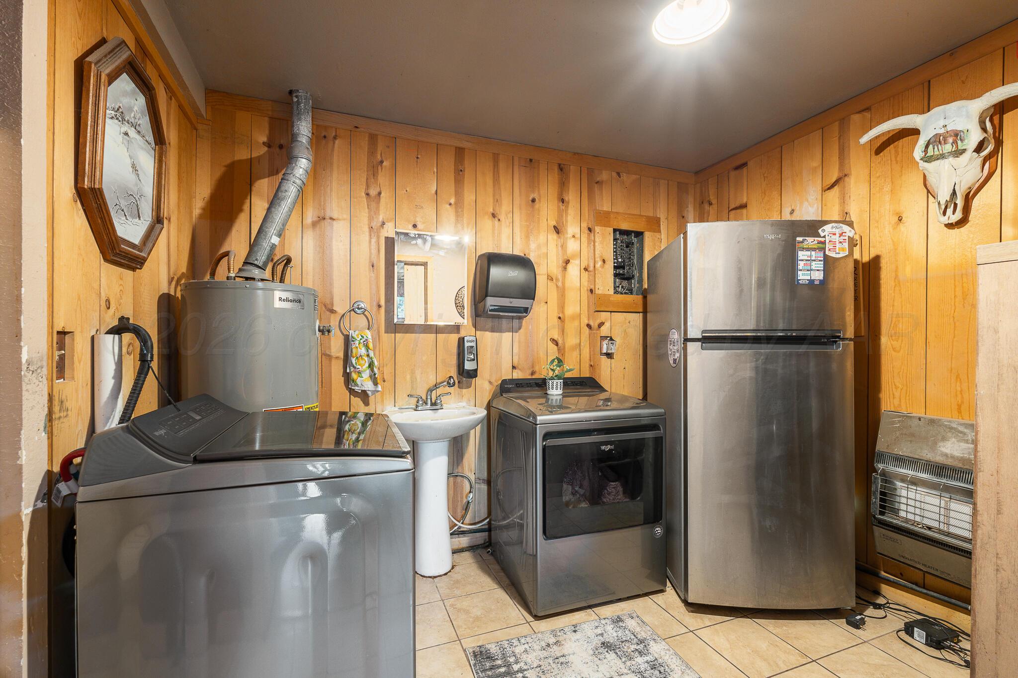 1706 Lakeview Drive Property Photo 18