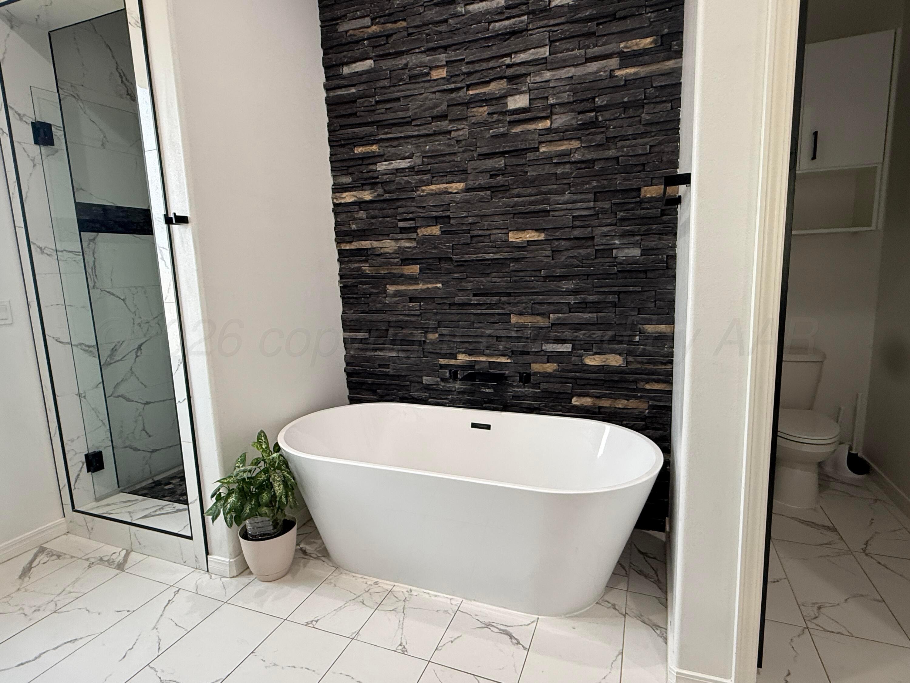 10820 Travis Lane Property Photo 13