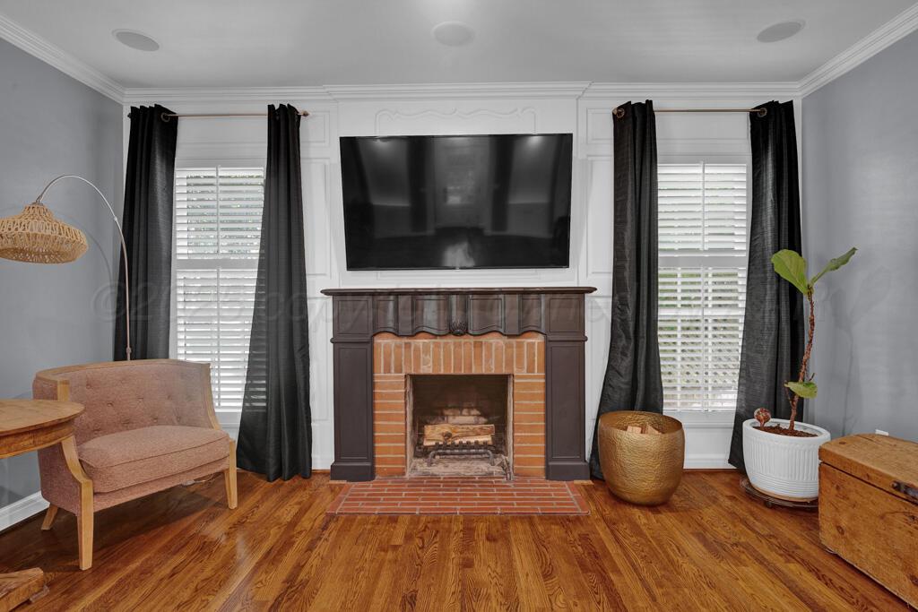 2411 S Lipscomb Street Property Photo 4