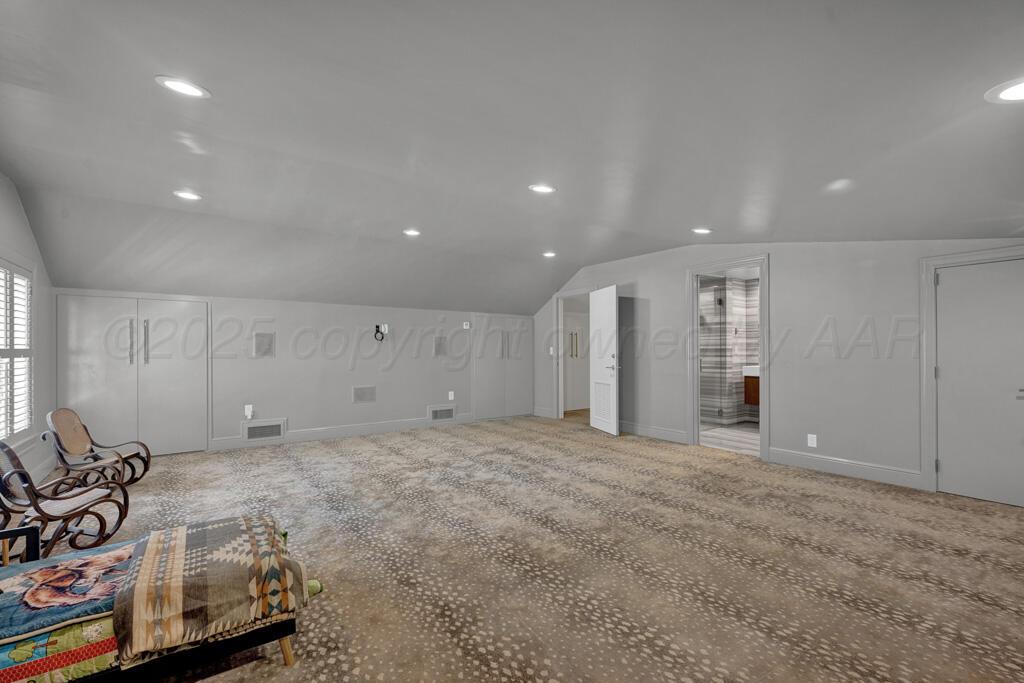 2411 S Lipscomb Street Property Photo 44