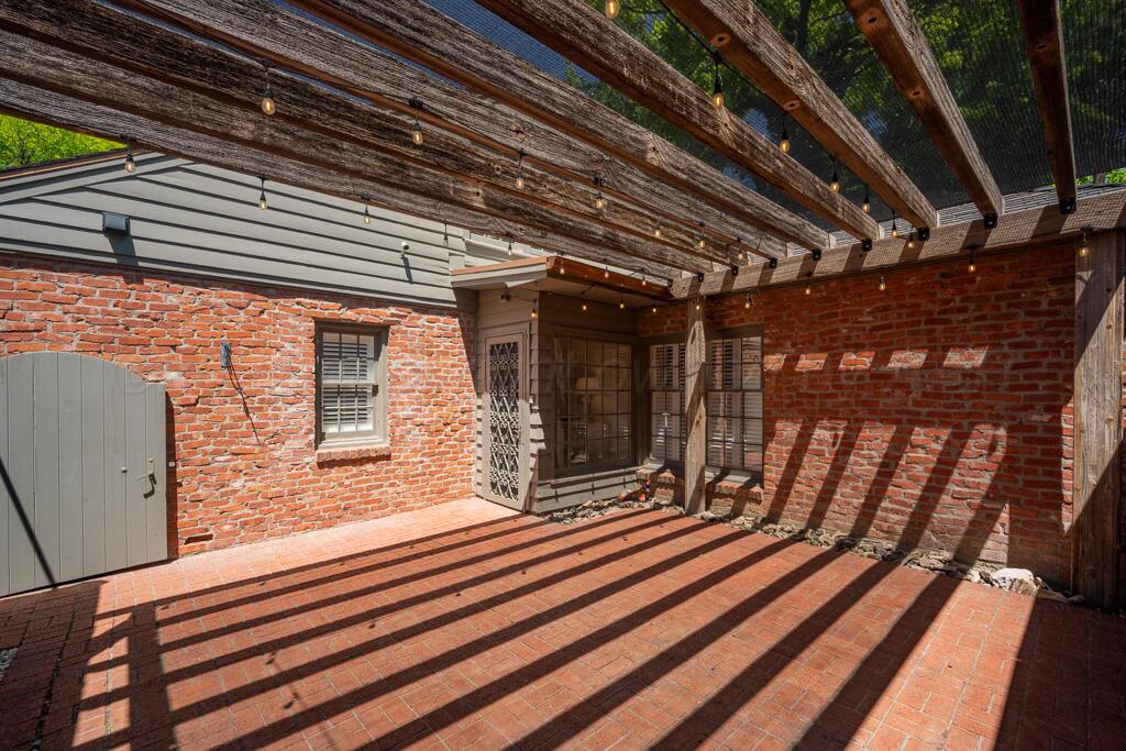 2411 S Lipscomb Street Property Photo 57