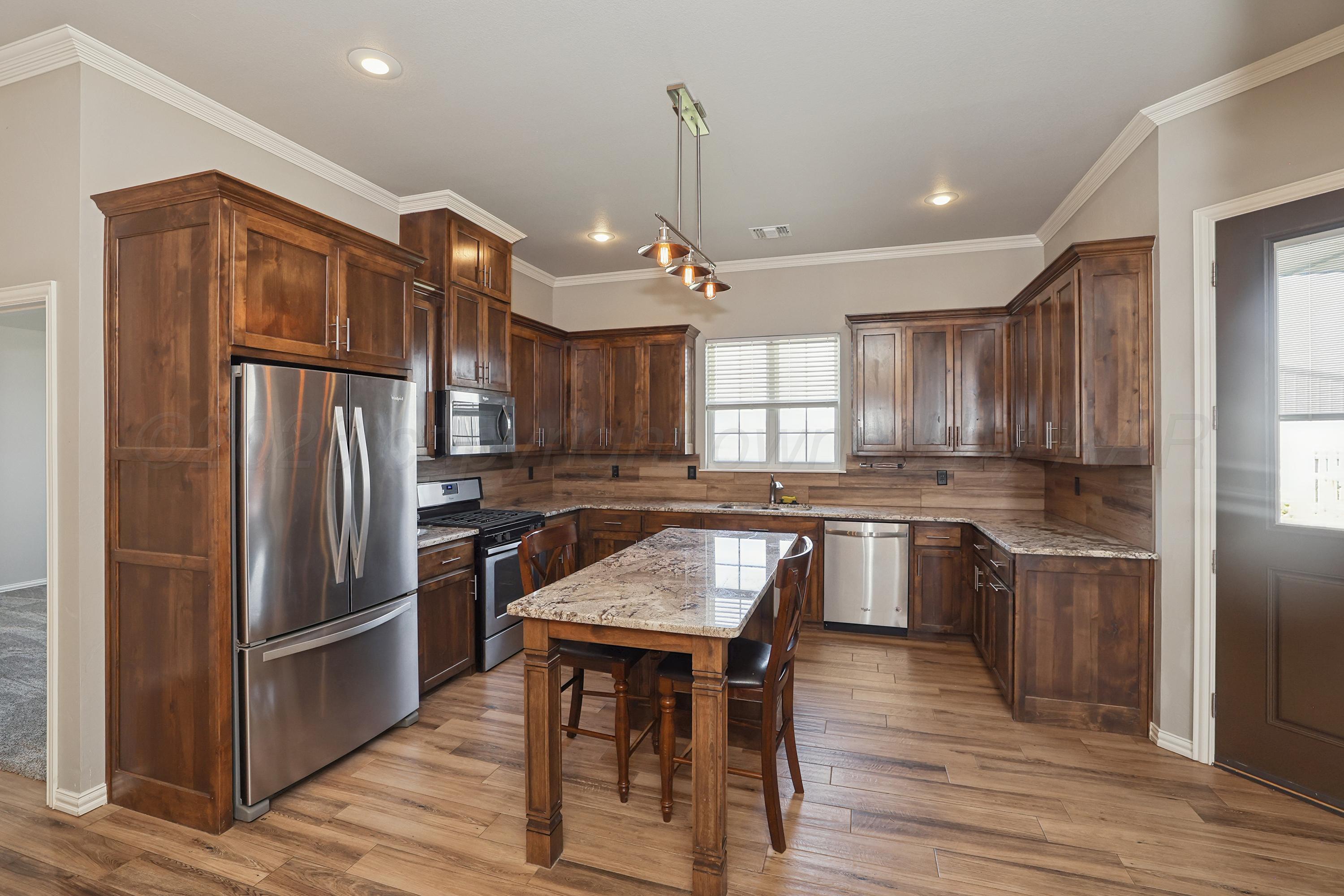 18700 Stone Creek Road Property Photo 9