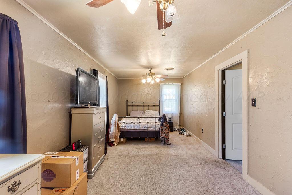 922 Denver Avenue Property Photo 6