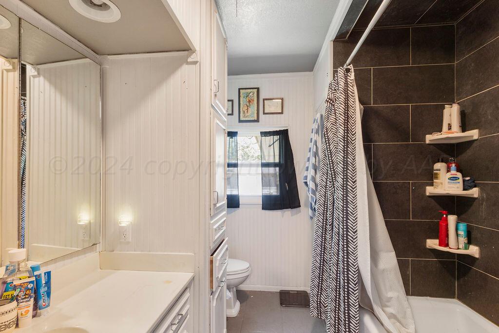 922 Denver Avenue Property Photo 8