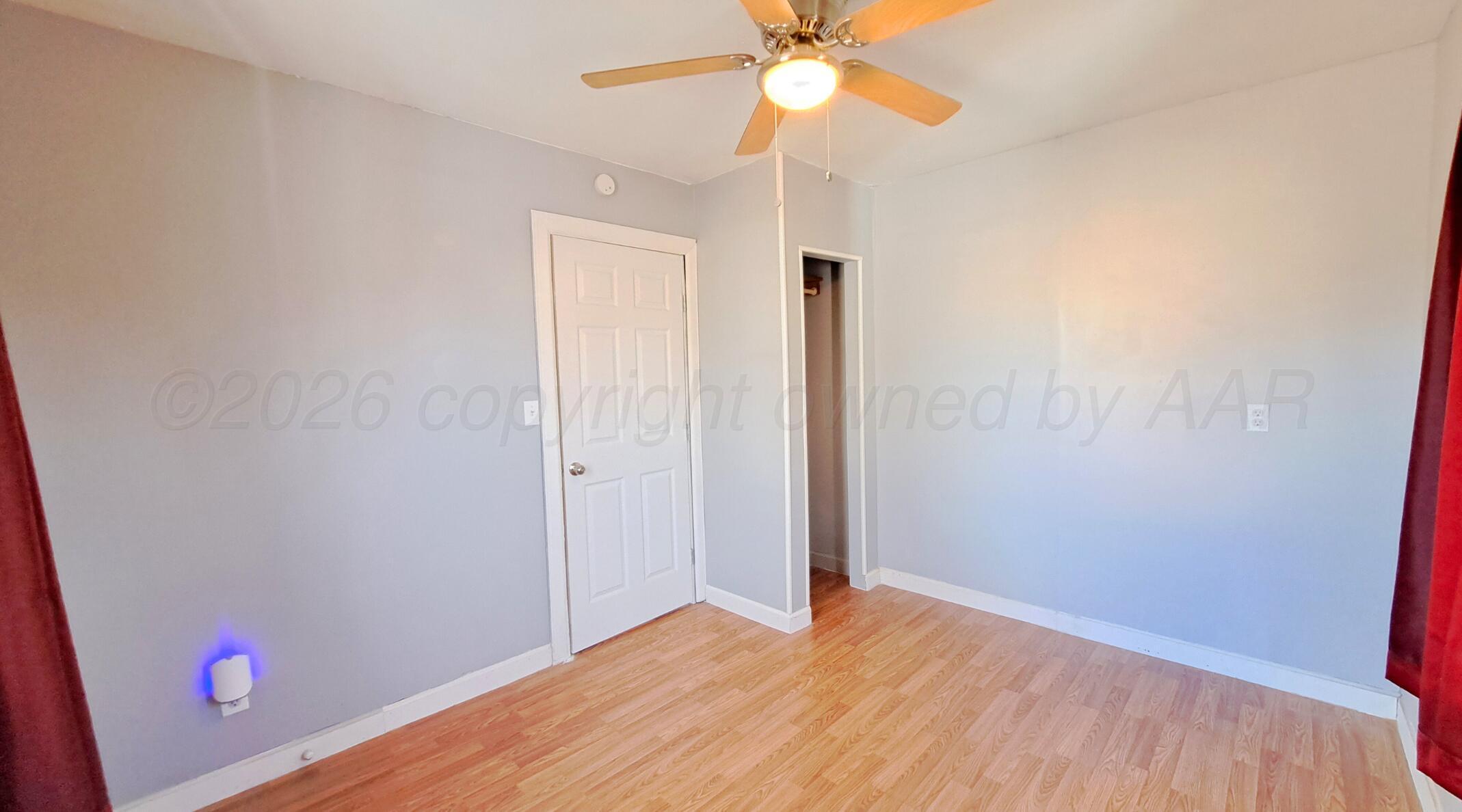 118 S Austin Street Property Photo 6