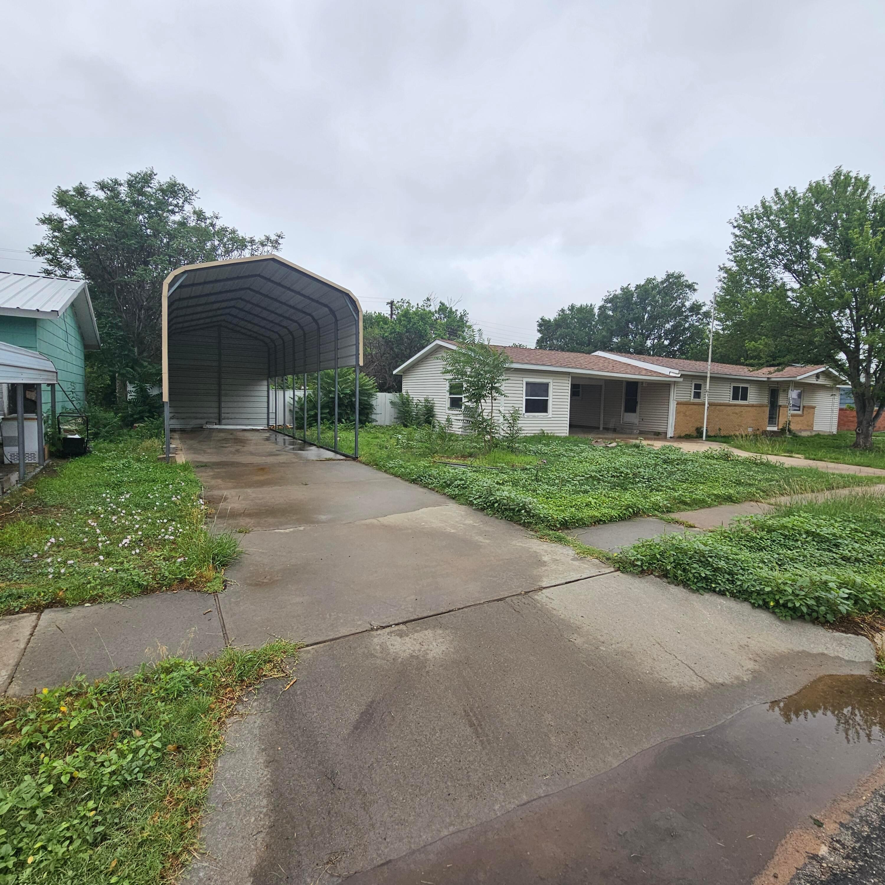 712 Cotter Drive Property Photo 2