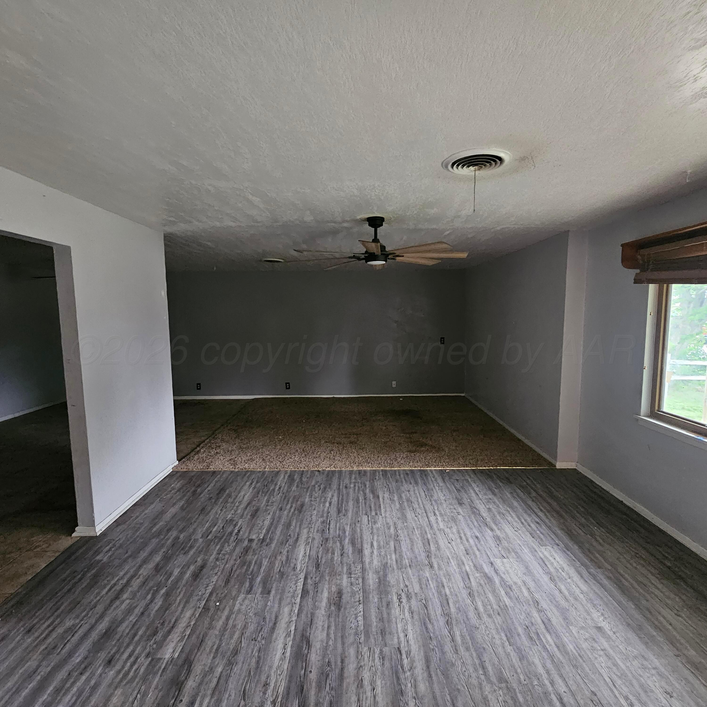 712 Cotter Drive Property Photo 5