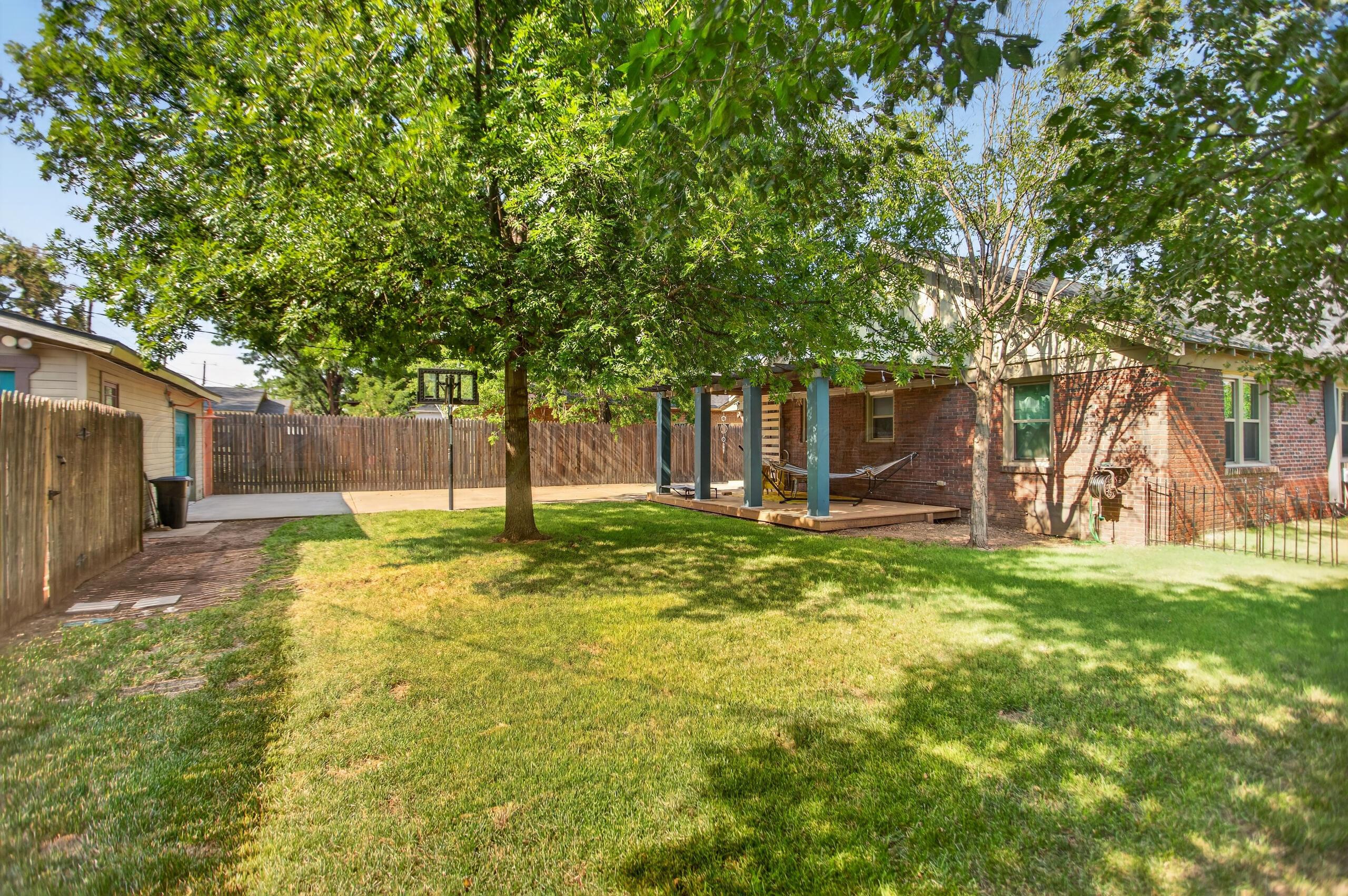 2404 S Harrison Street Property Photo 43