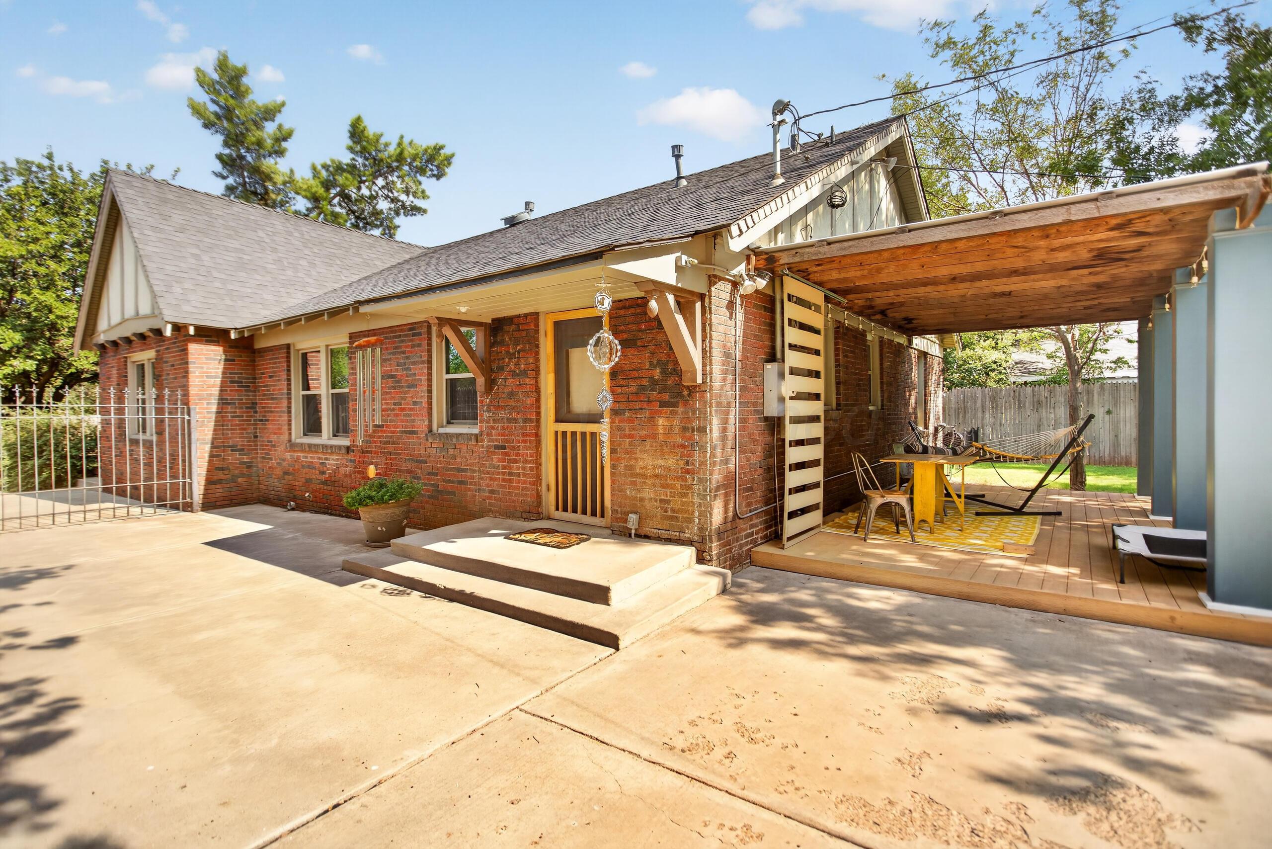 2404 S Harrison Street Property Photo 48