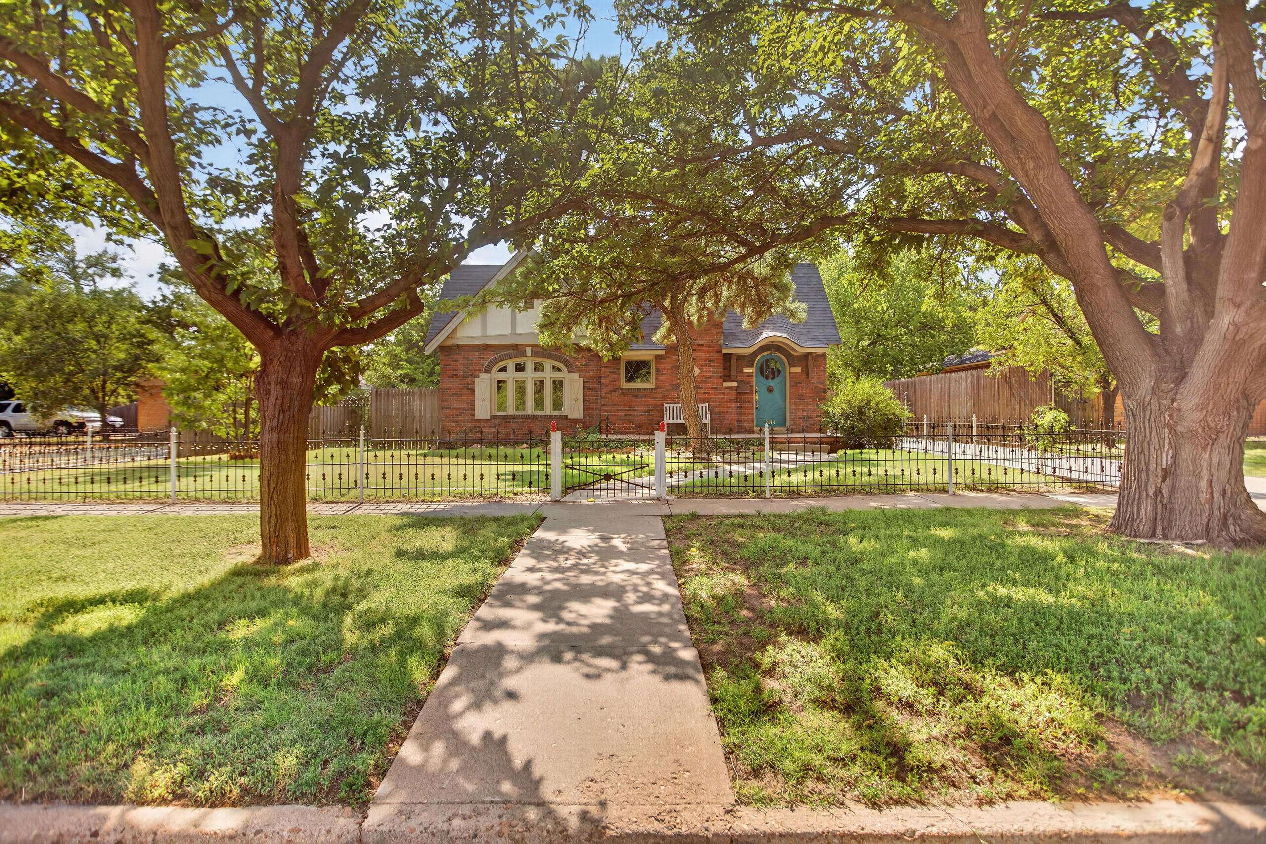 2404 S Harrison Street Property Photo 64