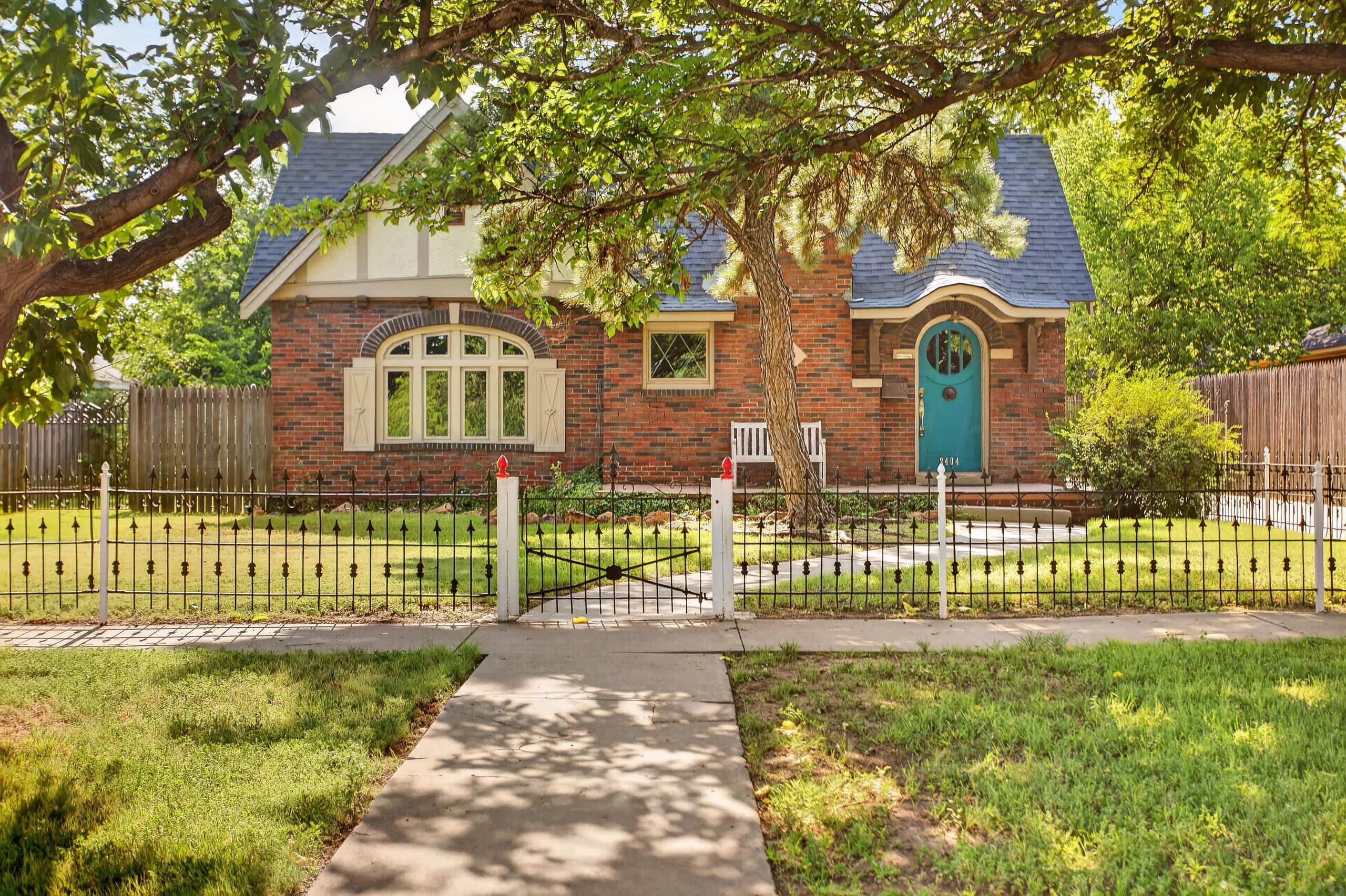 2404 S Harrison Street Property Photo 65