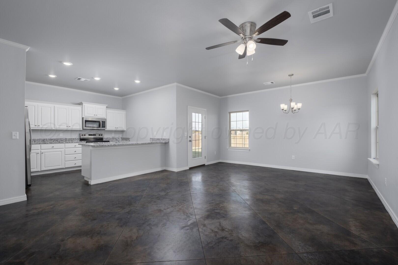 4306 Sunset Street Property Photo 12