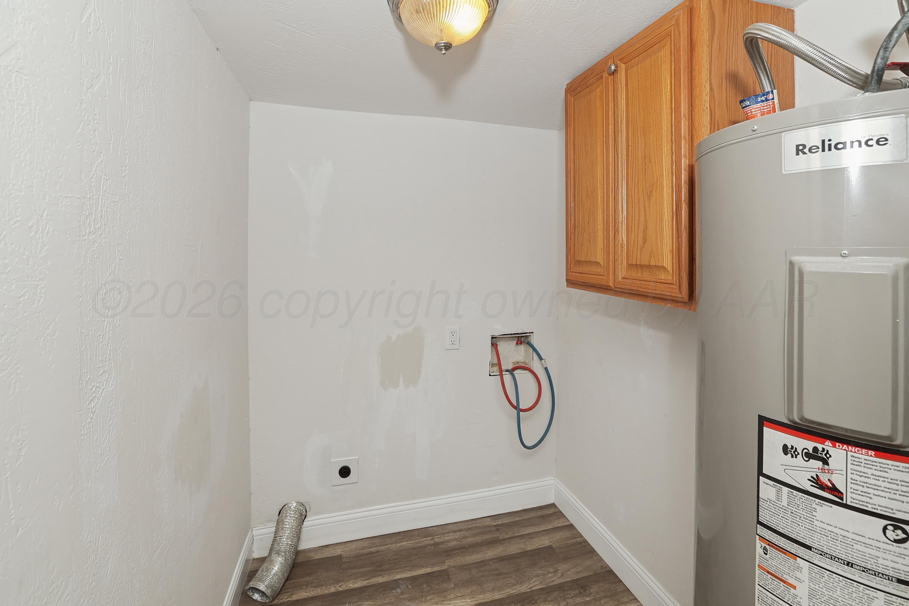 512 Ne 3rd Avenue Property Photo 11