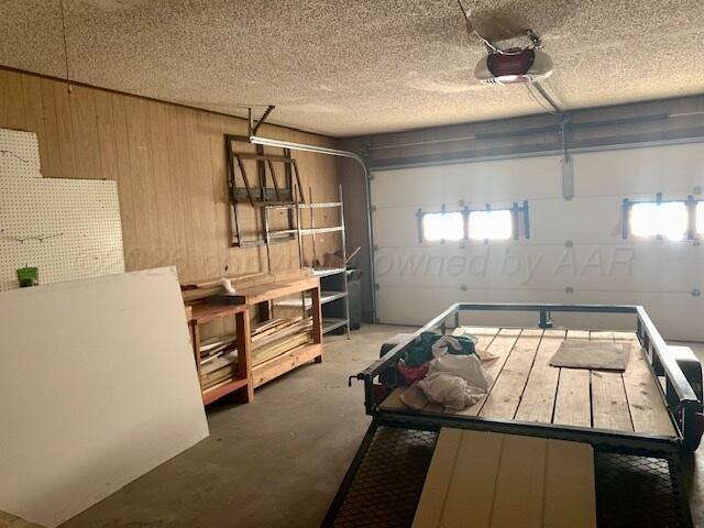 105 Avalon Street Property Photo 40