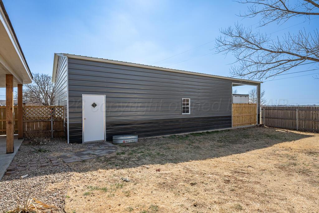 601 Martin Avenue Property Photo 35