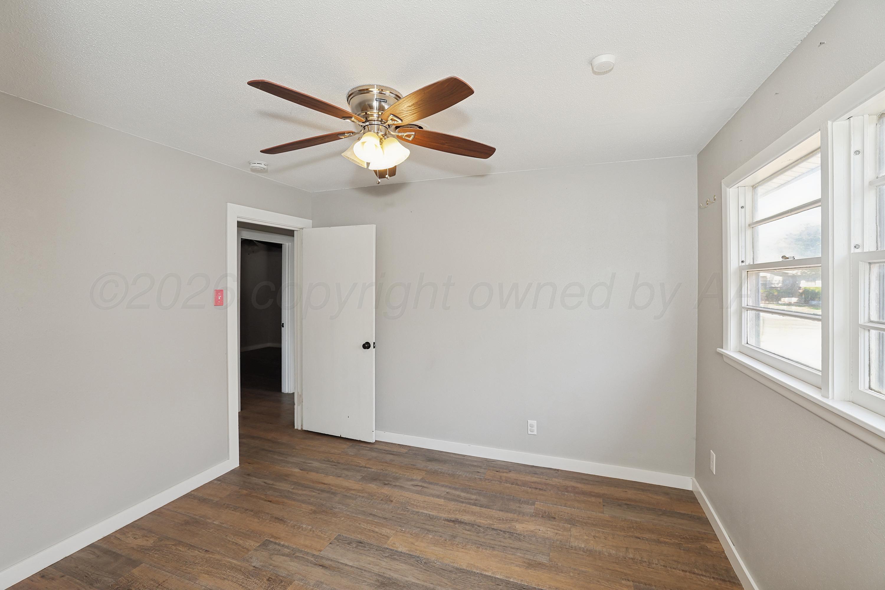 4304 S Bonham Street Property Photo 20