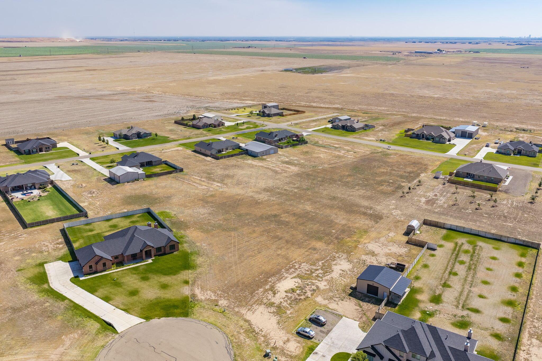1701 Beckham Court Property Photo 4