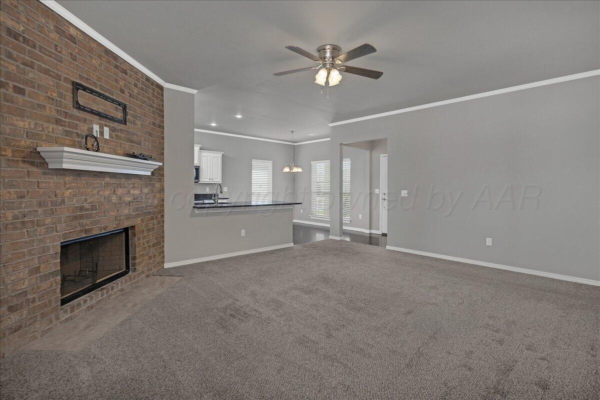 9504 Sydney Drive Property Photo 4