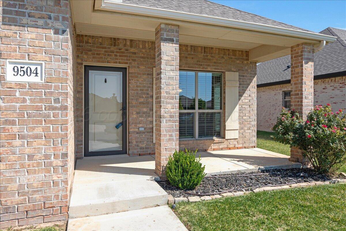 9504 Sydney Drive Property Photo 23