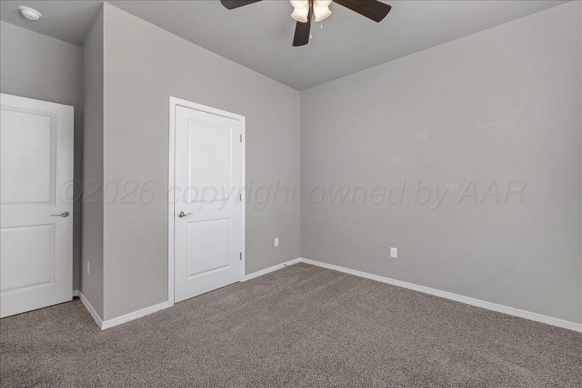 9504 Sydney Drive Property Photo 28