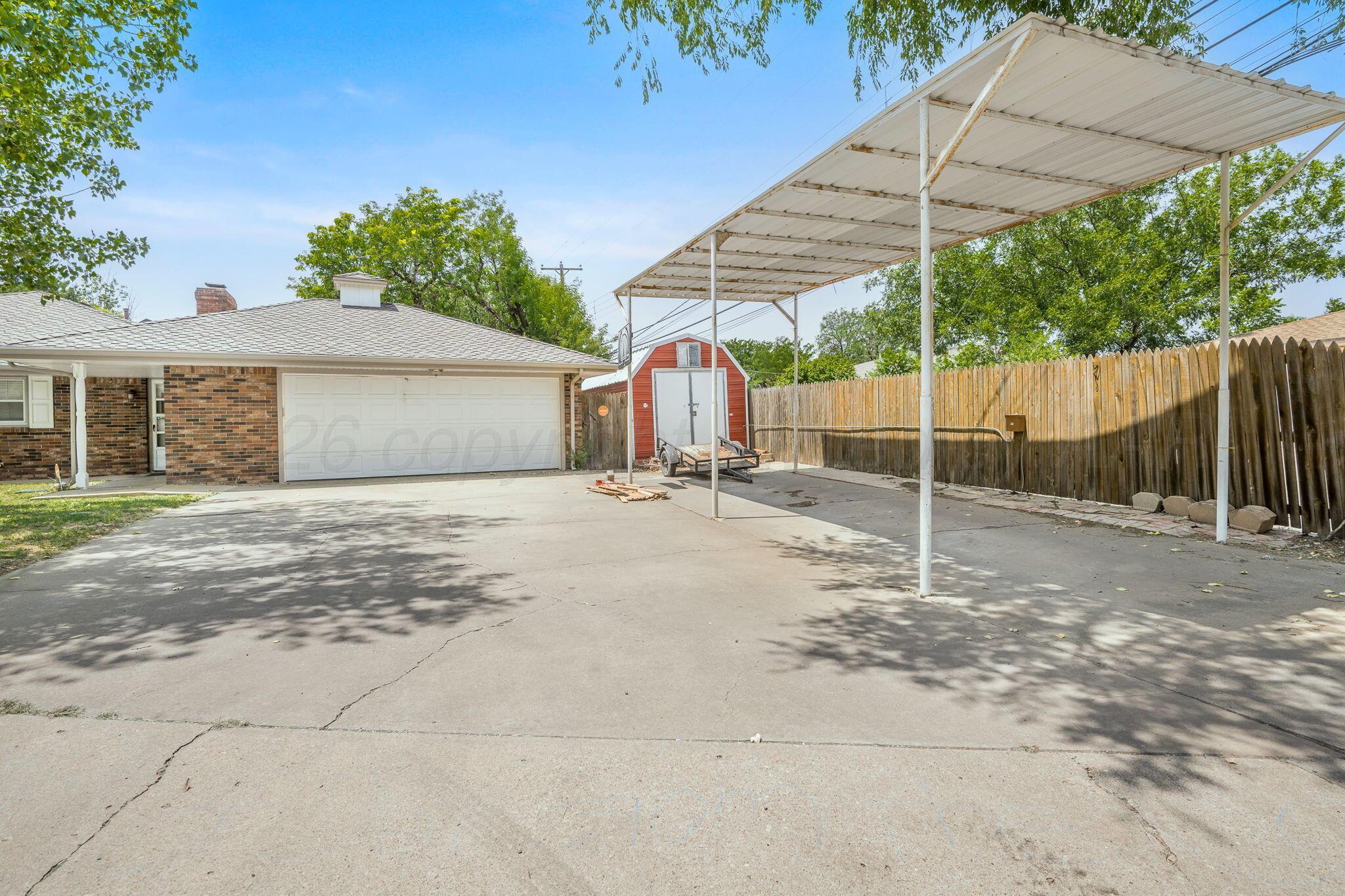 6200 Hanson Road Property Photo 3