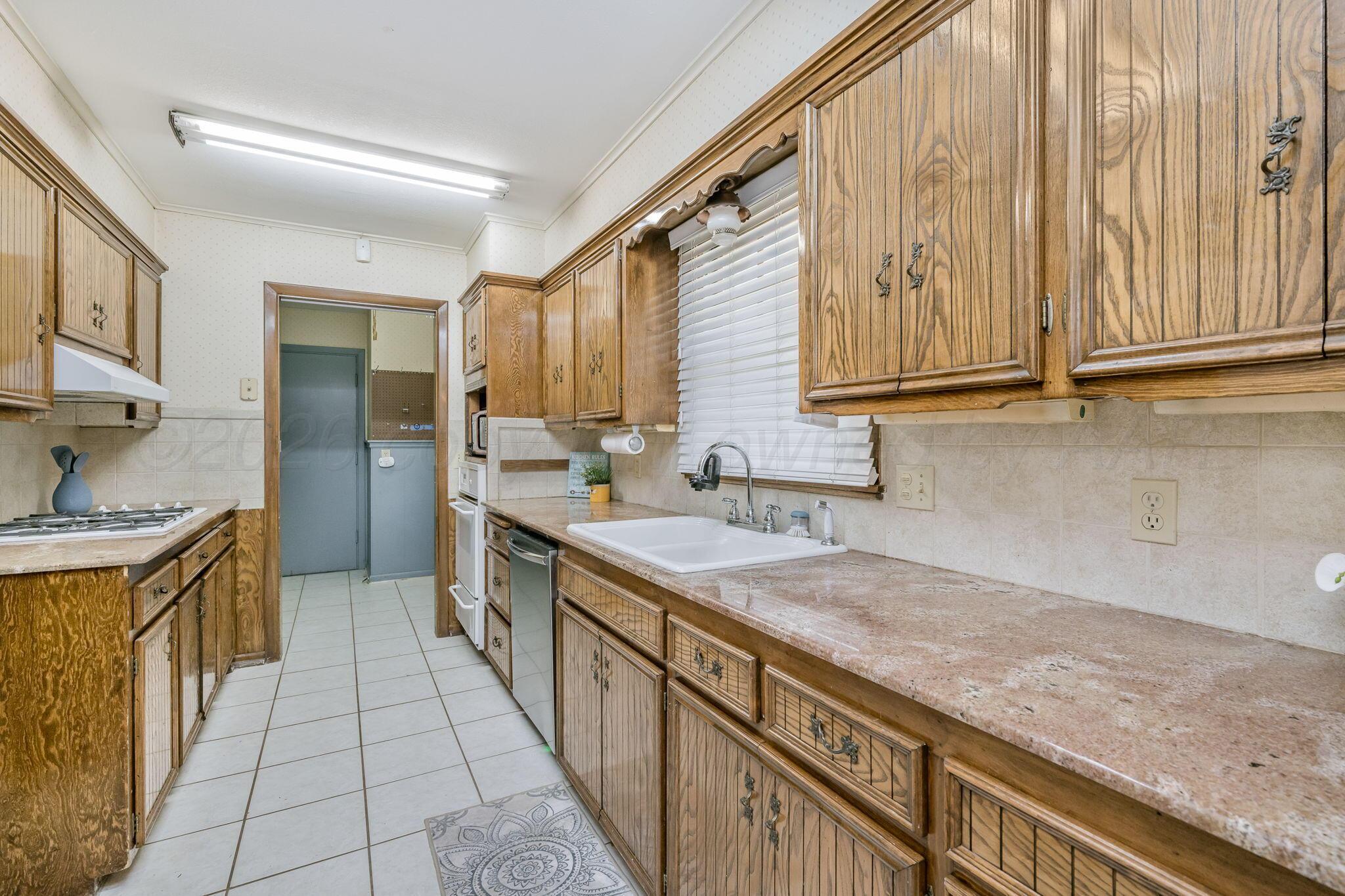 6200 Hanson Road Property Photo 11