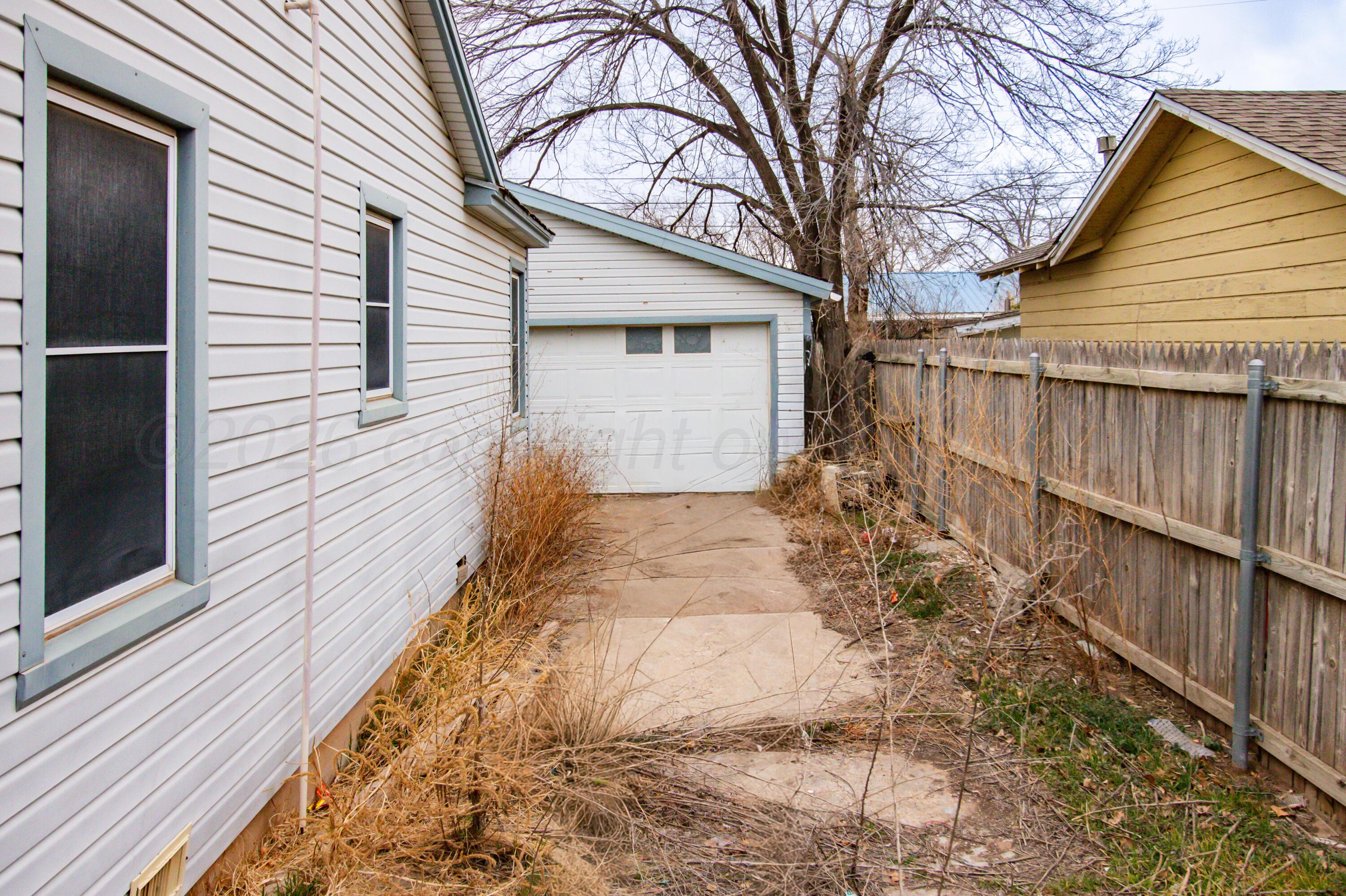 4007 Parker Street Property Photo 6