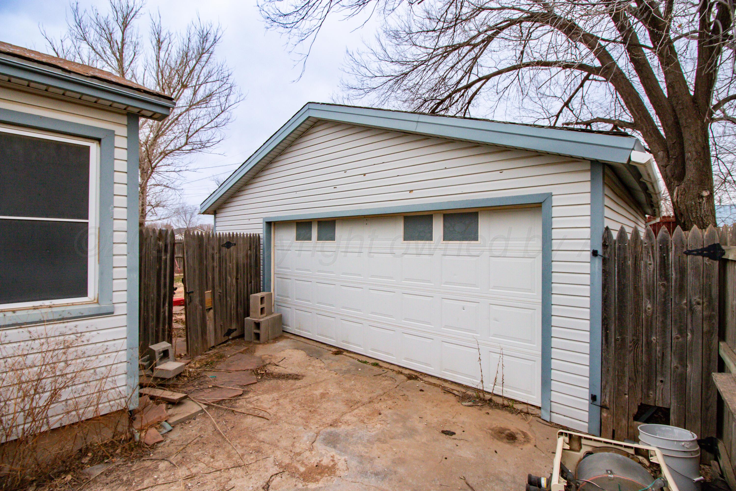 4007 Parker Street Property Photo 7
