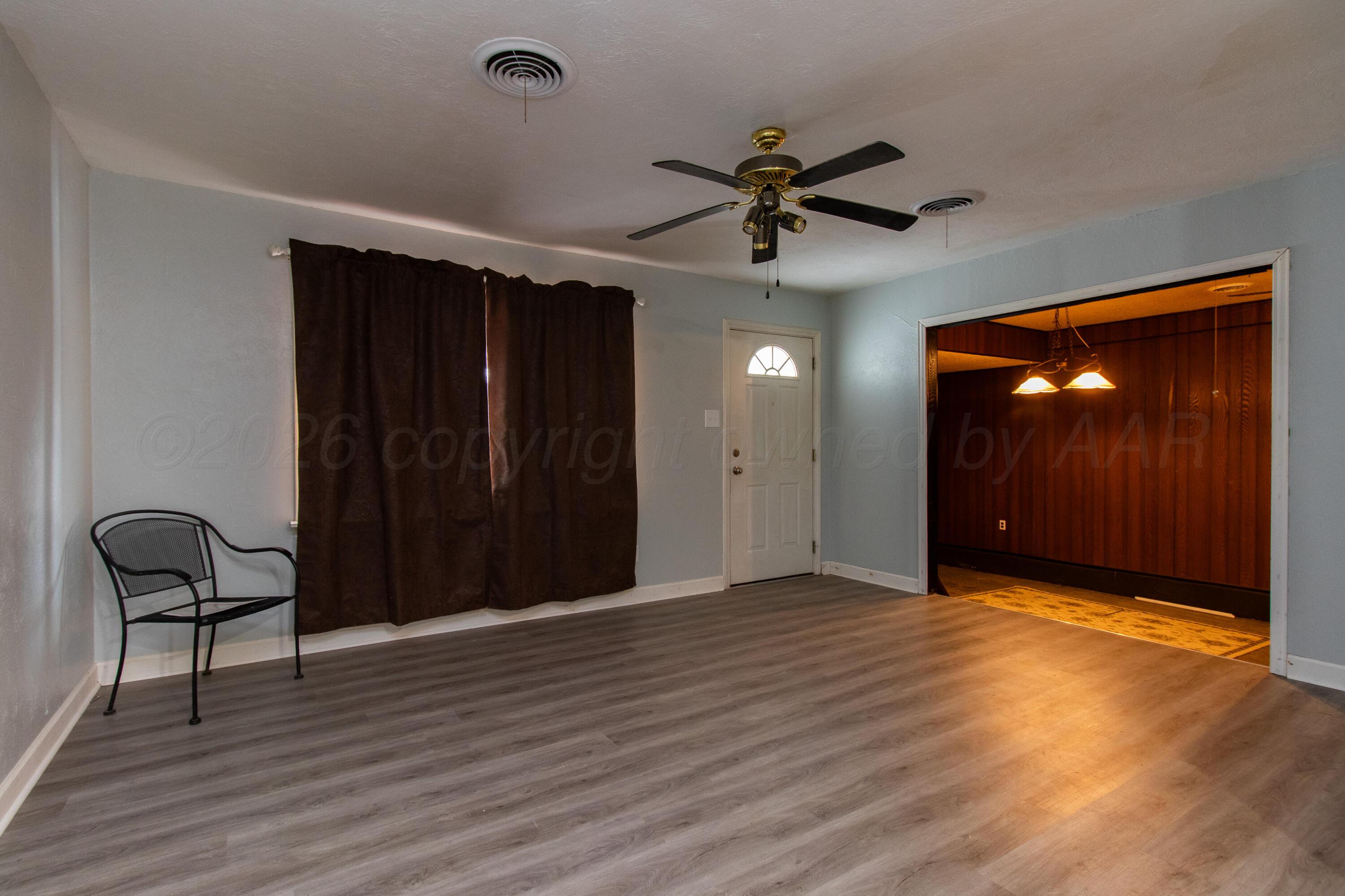 4007 Parker Street Property Photo 10